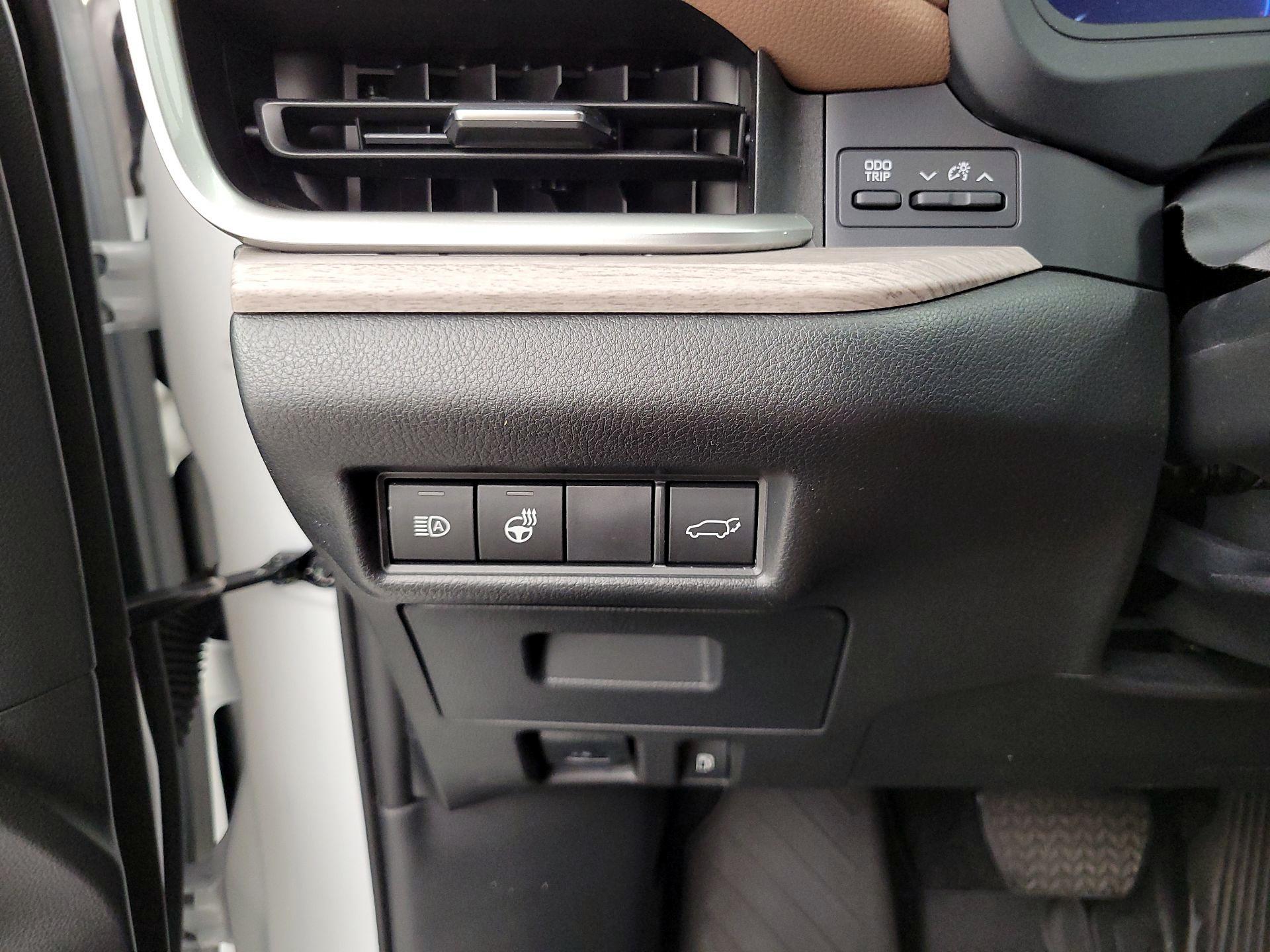 Thumbnail: 2024 Toyota Grand Highlander - 13