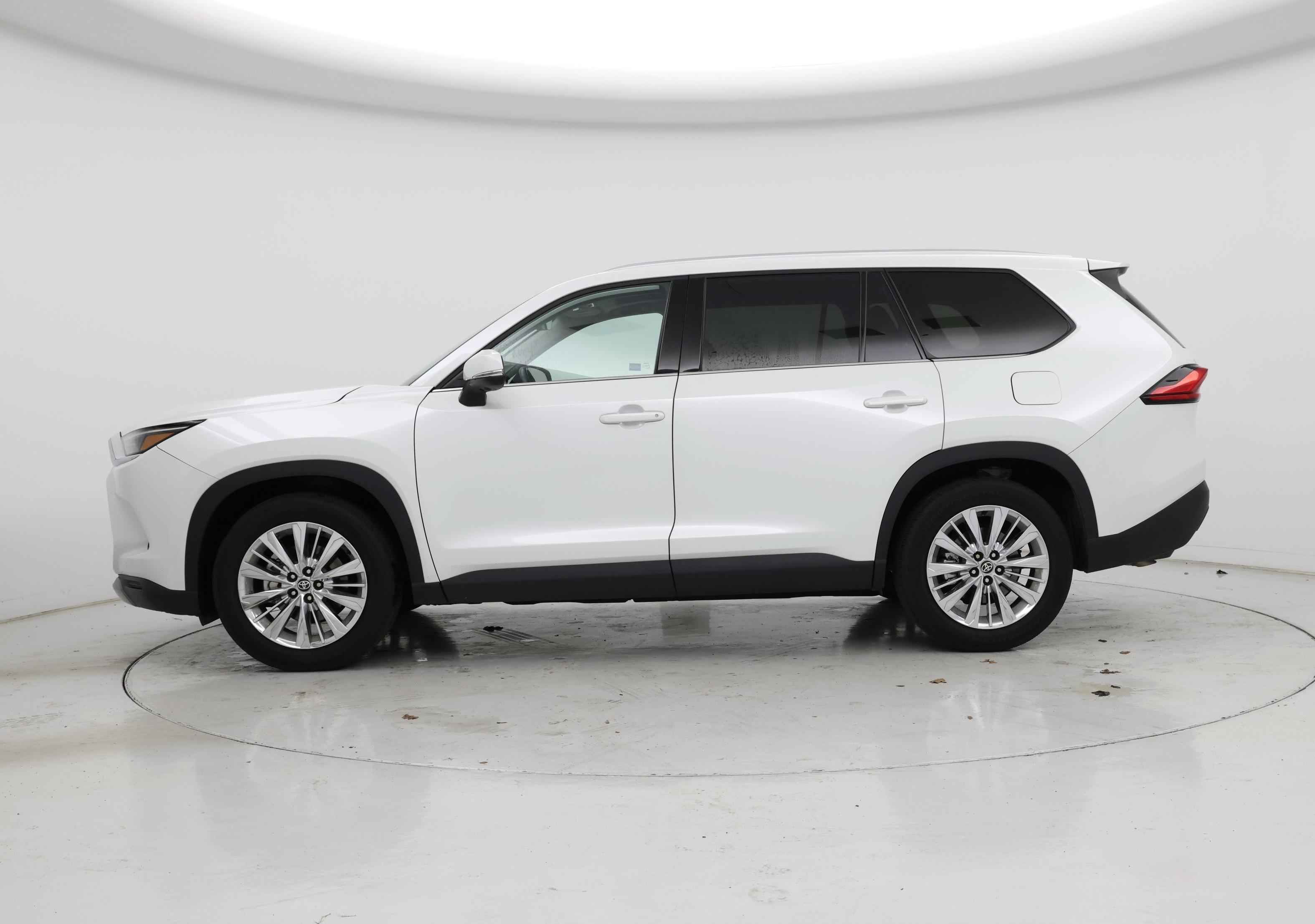 Thumbnail: 2024 Toyota Grand Highlander - 3