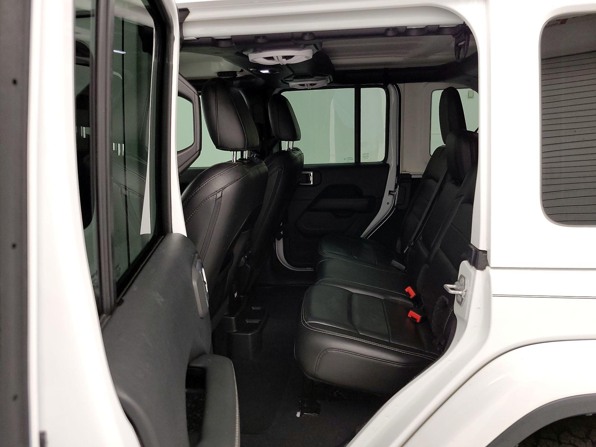 Thumbnail: 2018 Jeep Wrangler - 19