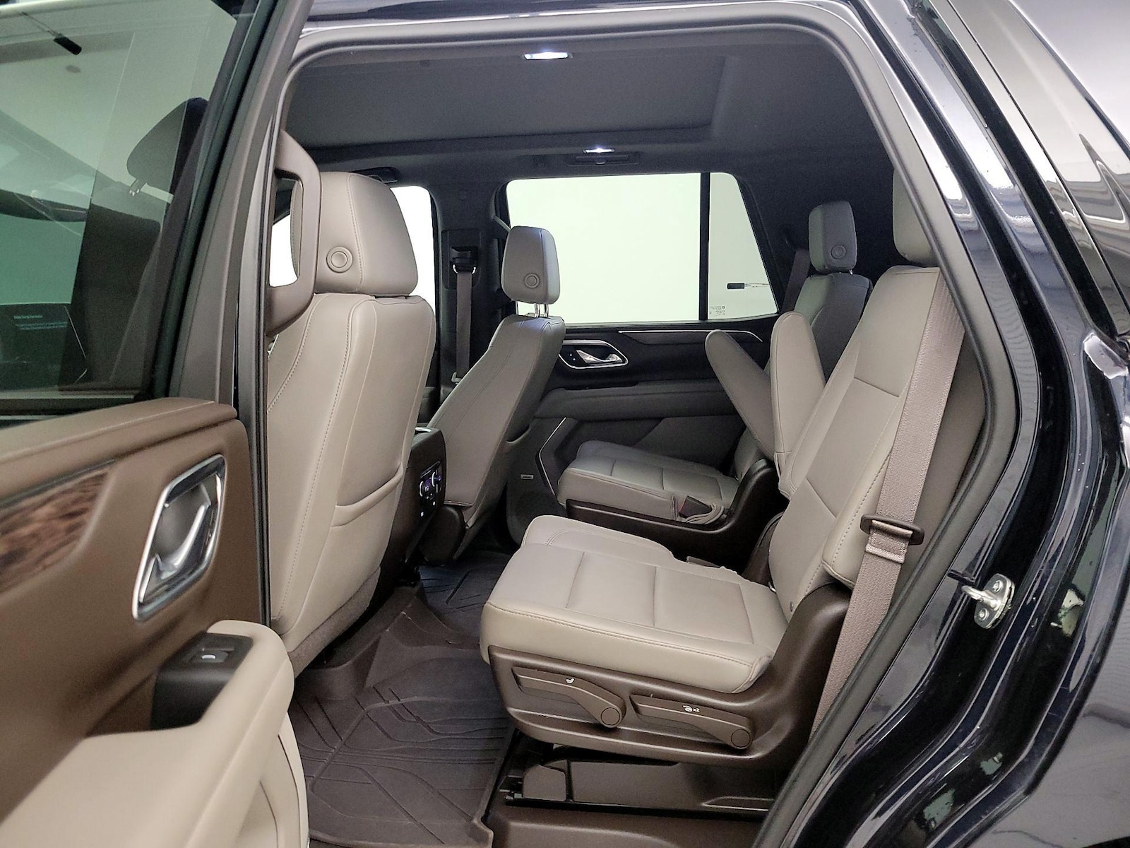 2021 Chevrolet Tahoe Z71 - Photo 21