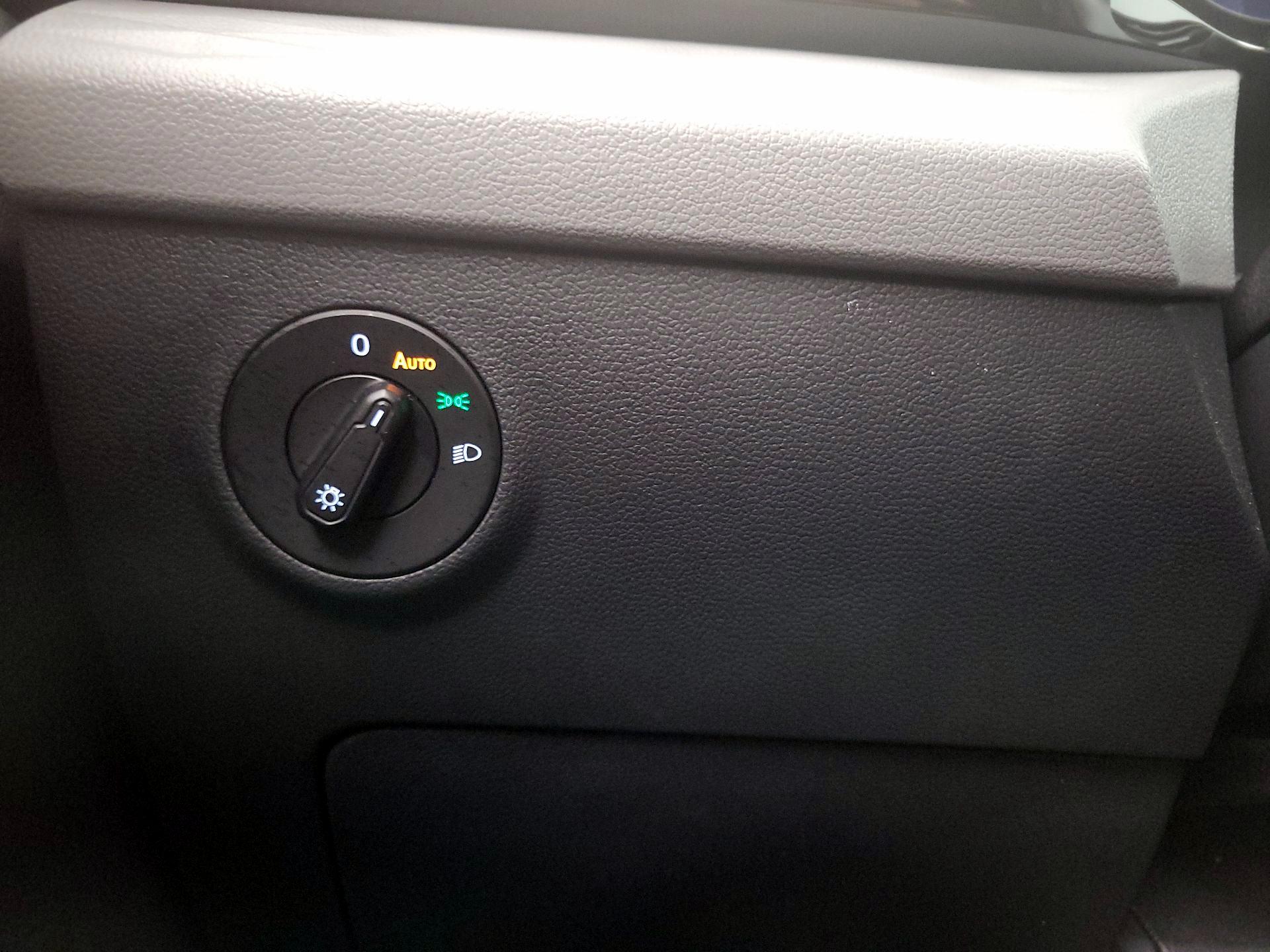 Thumbnail: 2023 Volkswagen Taos - 13