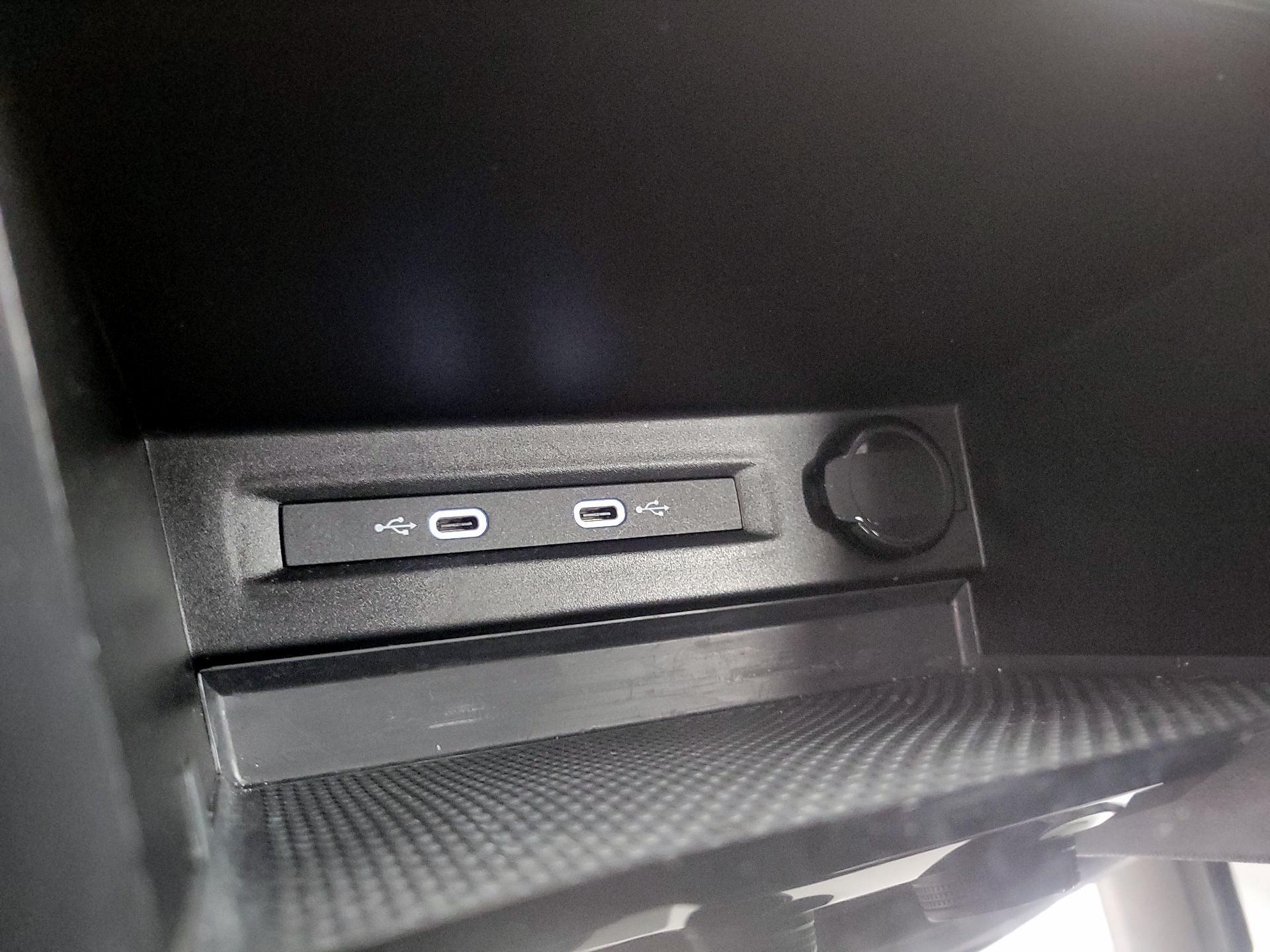 Thumbnail: 2023 Volkswagen Taos - 18