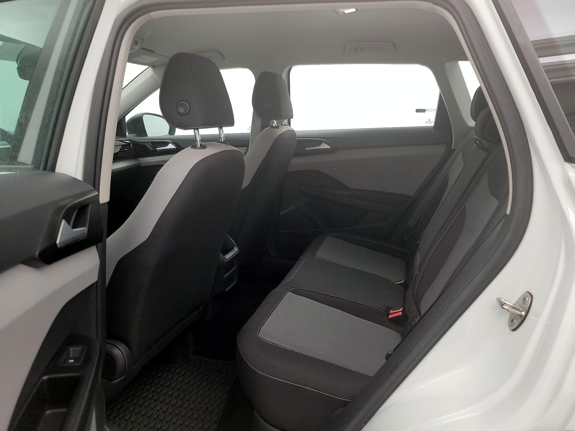 Thumbnail: 2023 Volkswagen Taos - 19