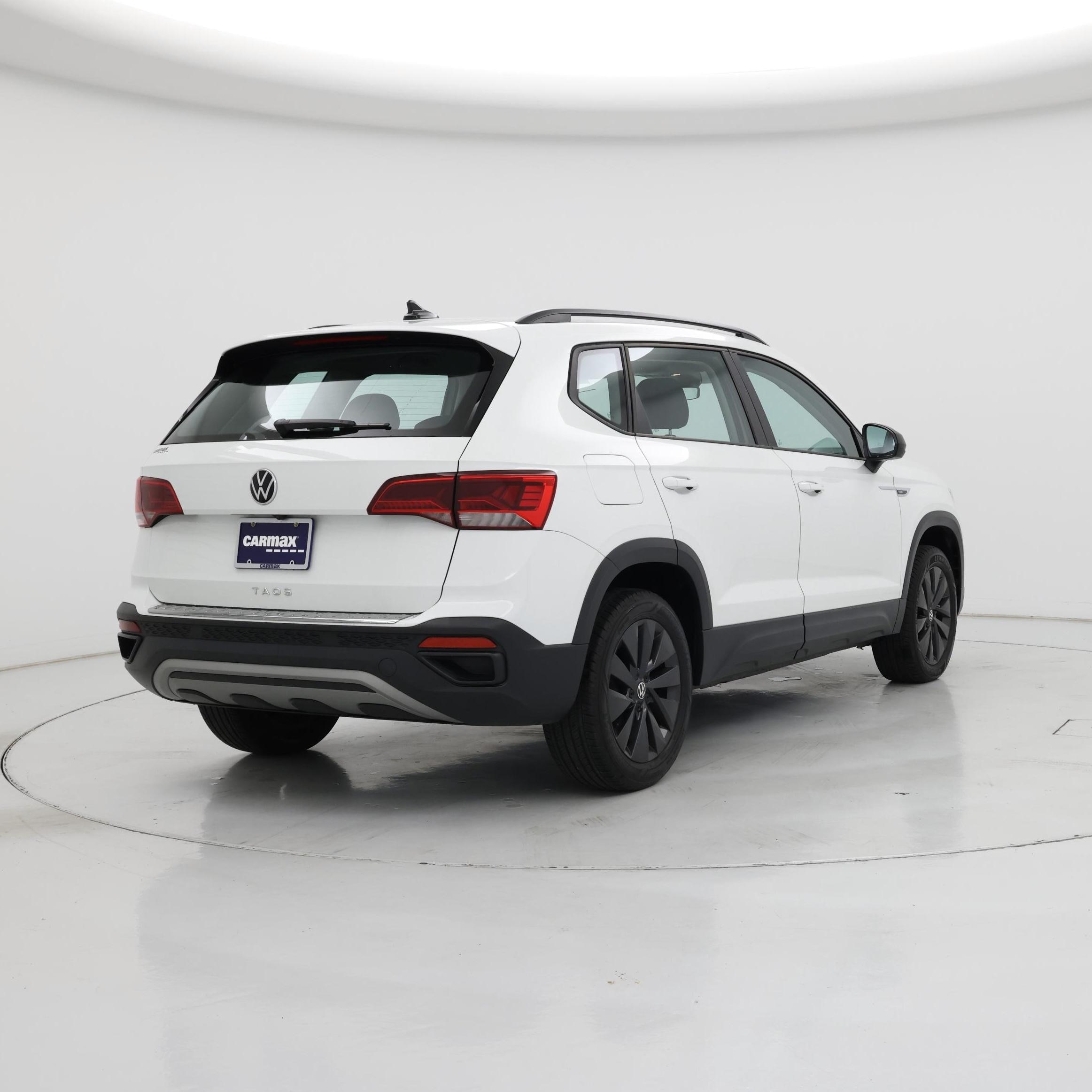 Thumbnail: 2023 Volkswagen Taos - 8