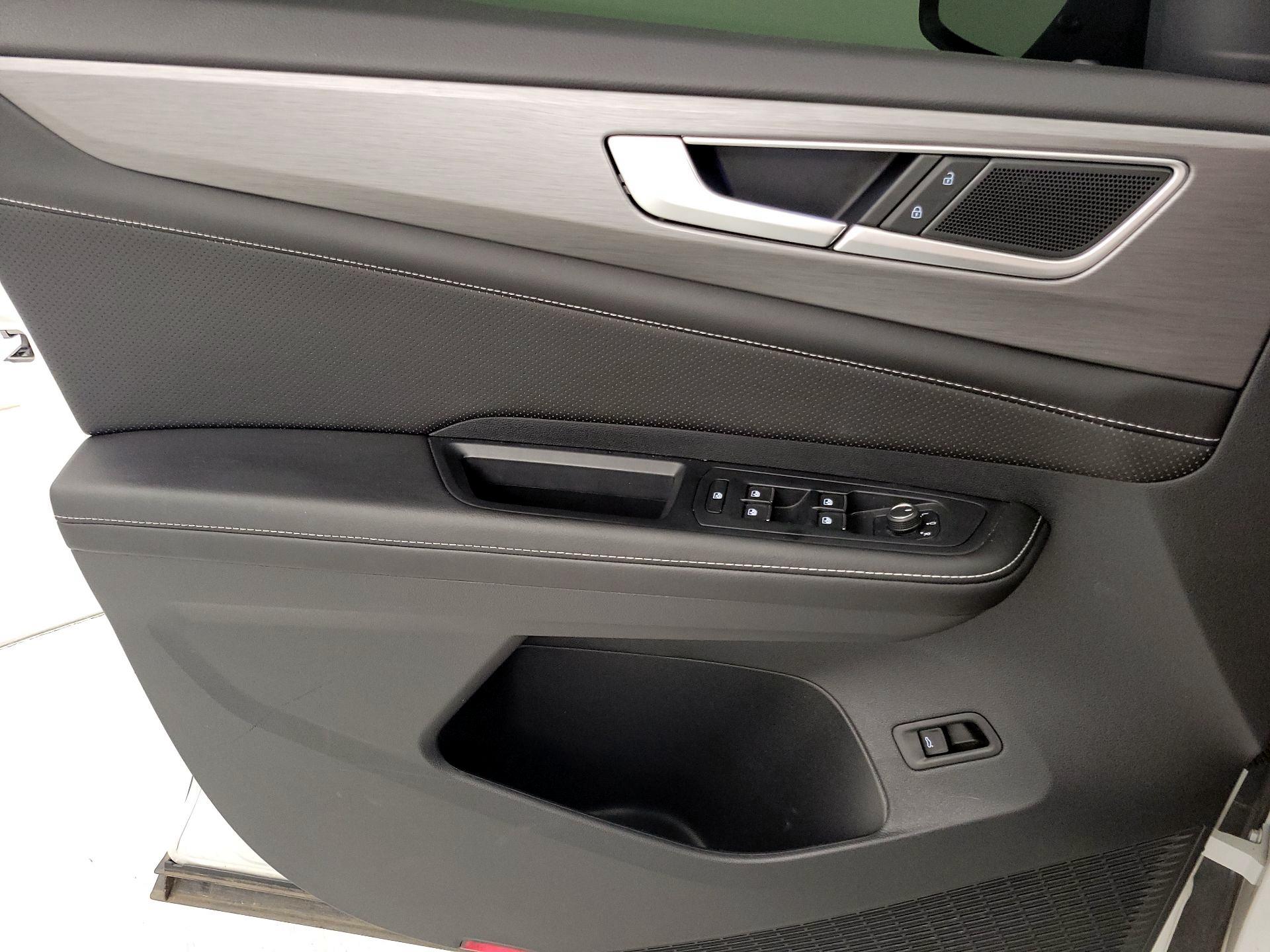 Thumbnail: 2024 Volkswagen Atlas - 12