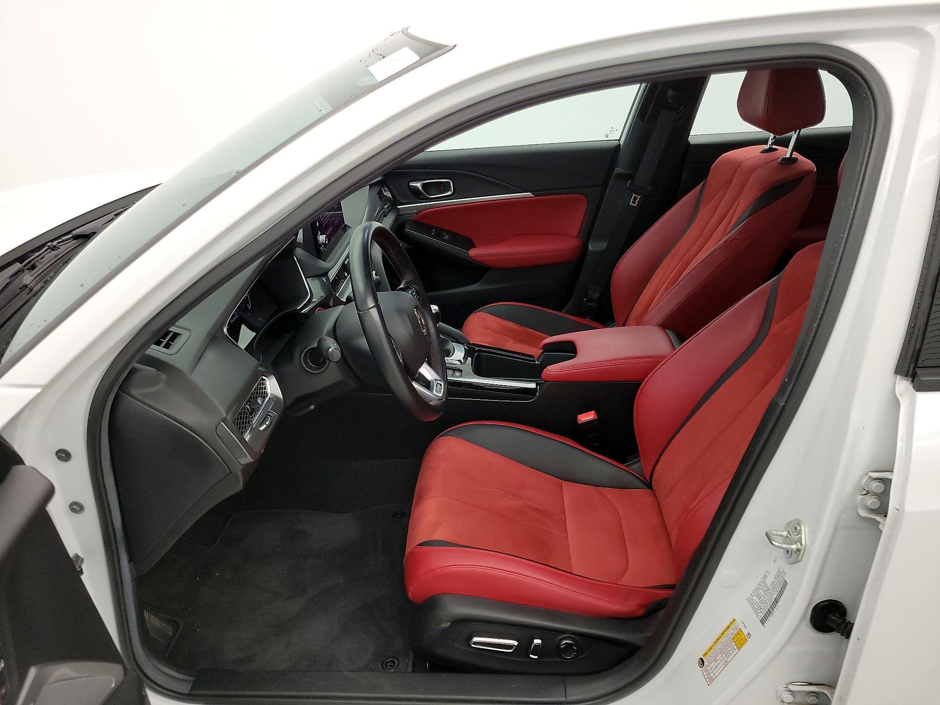 Thumbnail: 2025 Acura Integra - 11