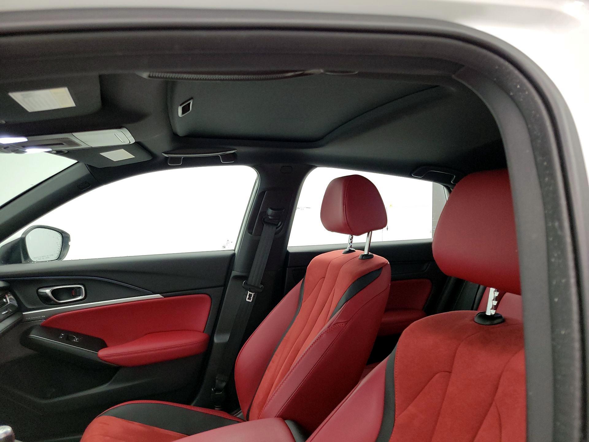 Thumbnail: 2025 Acura Integra - 19