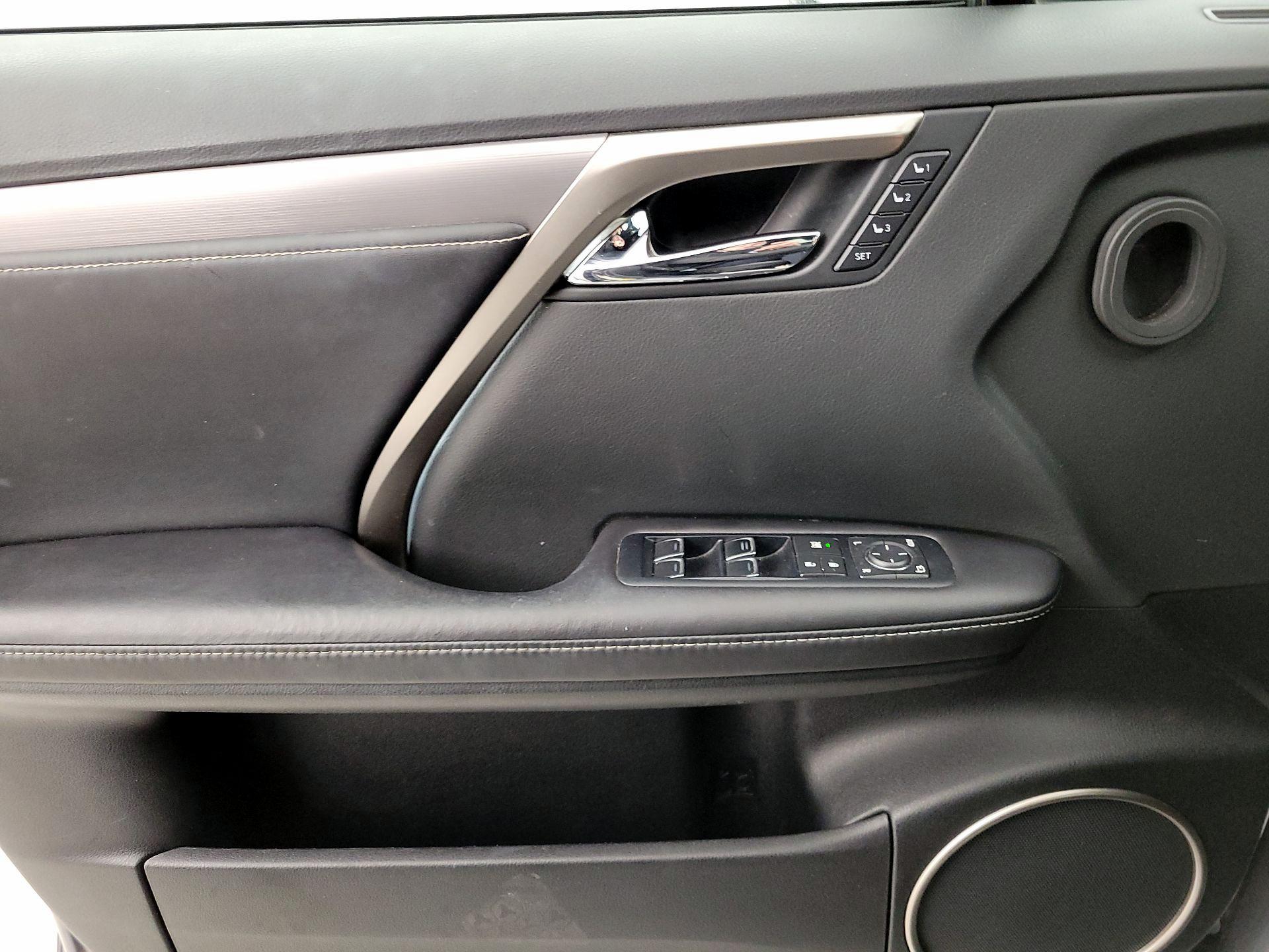 Thumbnail: 2017 Lexus RX - 12