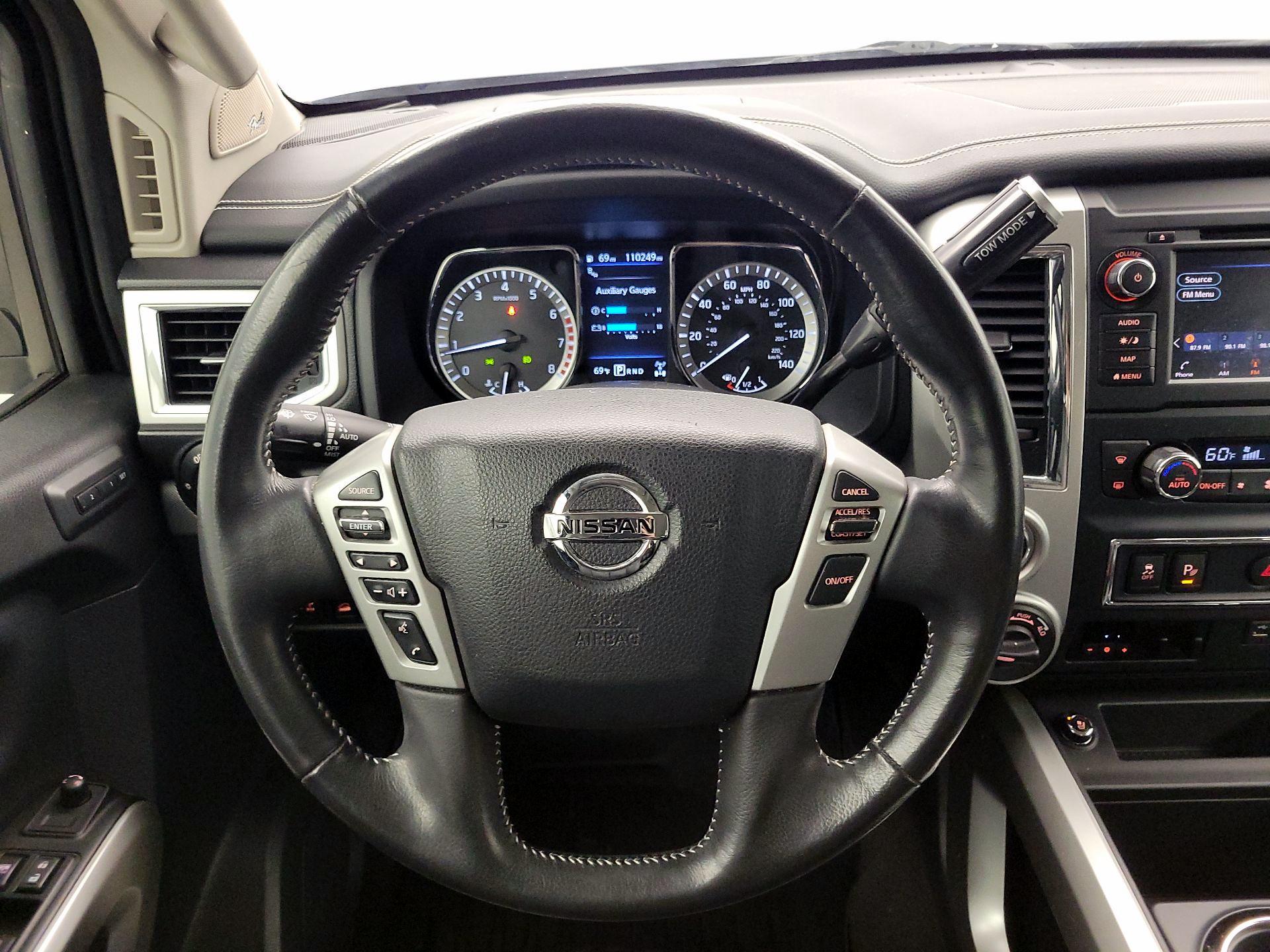 Thumbnail: 2019 Nissan Titan - 10