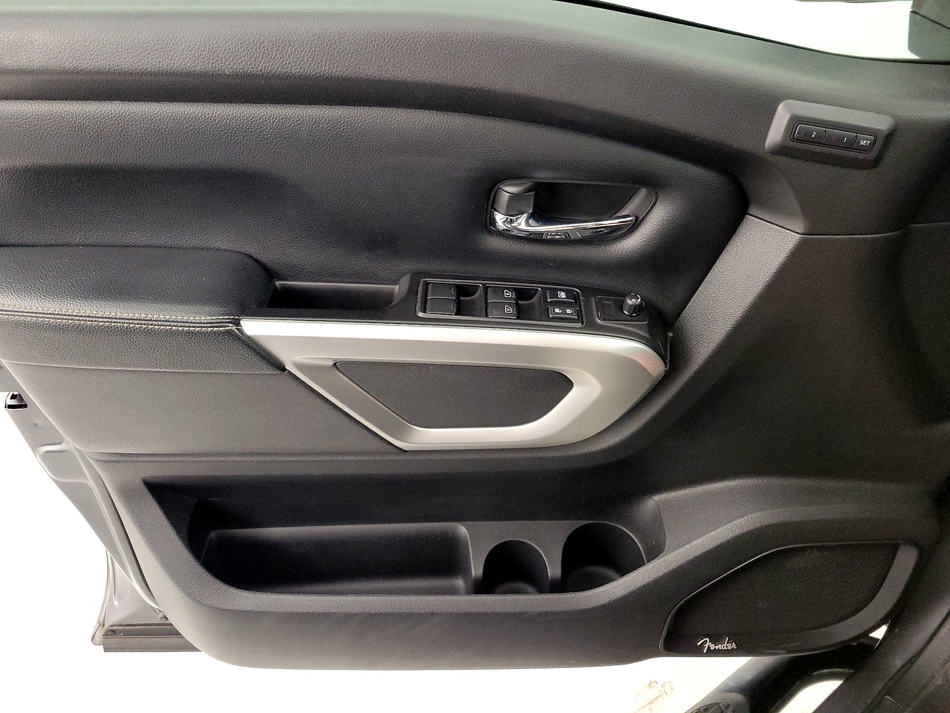 Thumbnail: 2019 Nissan Titan - 12