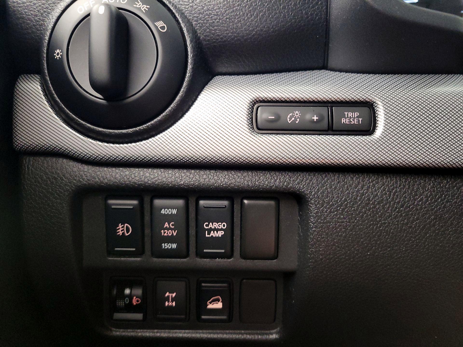 Thumbnail: 2019 Nissan Titan - 13