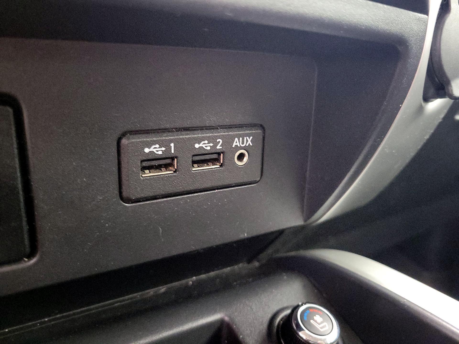 Thumbnail: 2019 Nissan Titan - 18