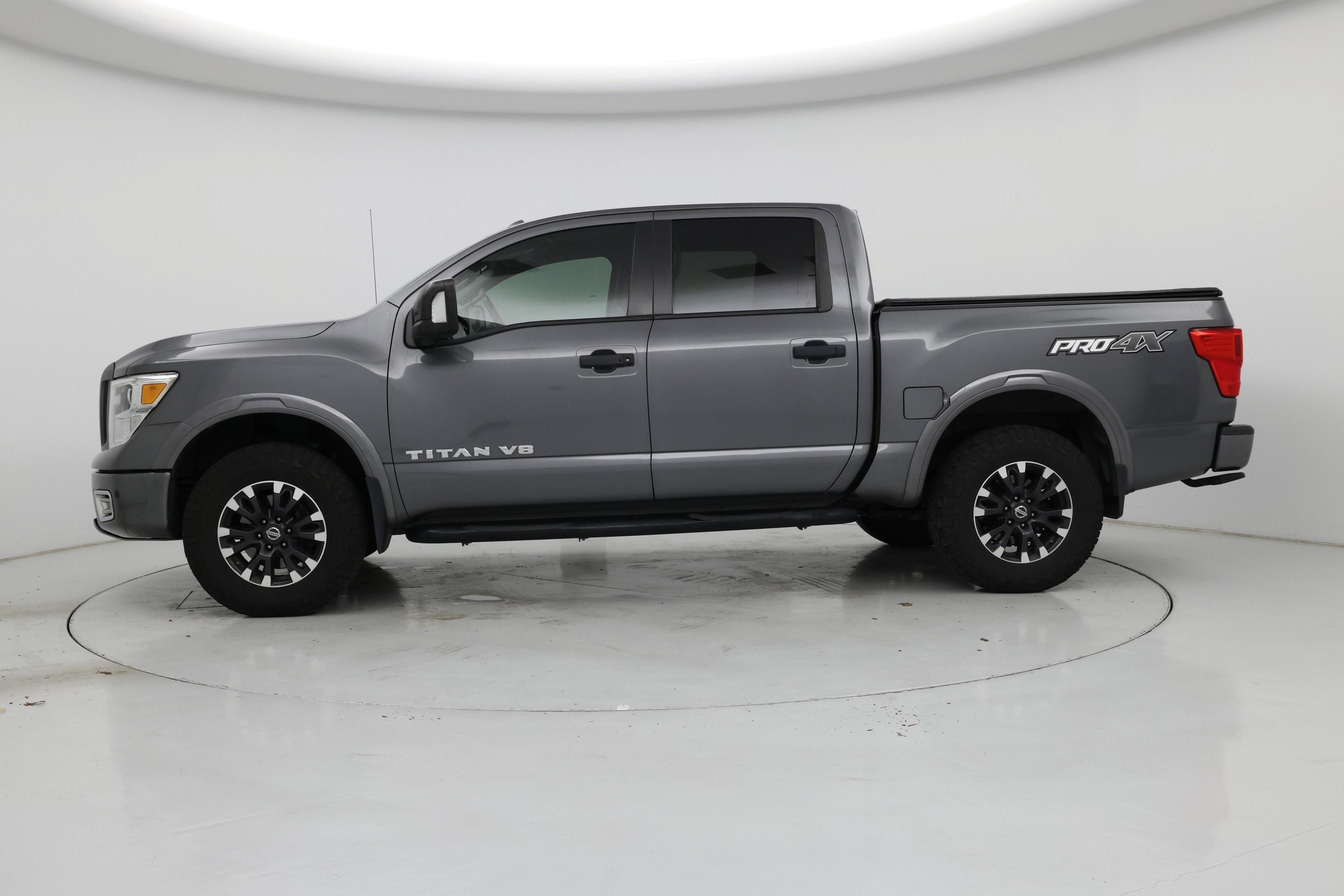Thumbnail: 2019 Nissan Titan - 3