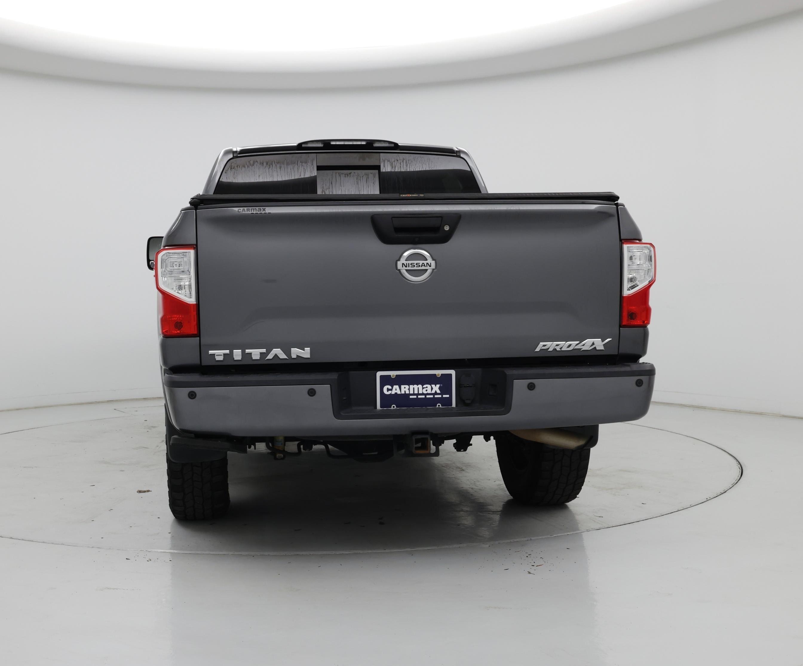 Thumbnail: 2019 Nissan Titan - 6