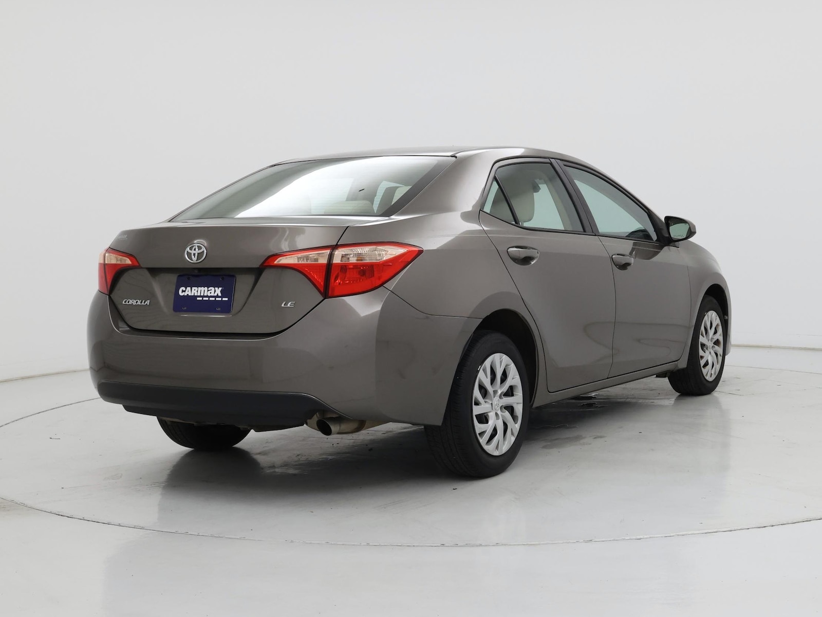 2017 Toyota Corolla LE - Photo 9