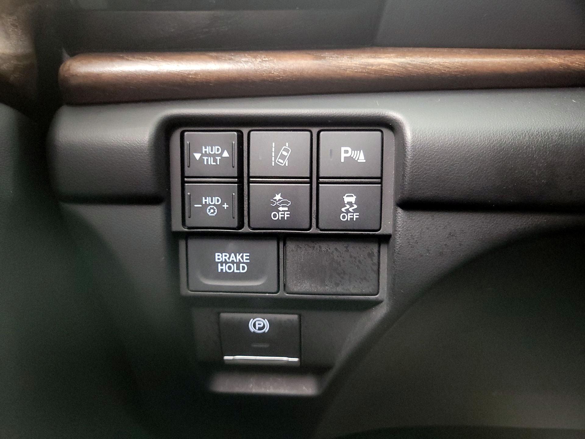 Thumbnail: 2021 Acura RDX - 13