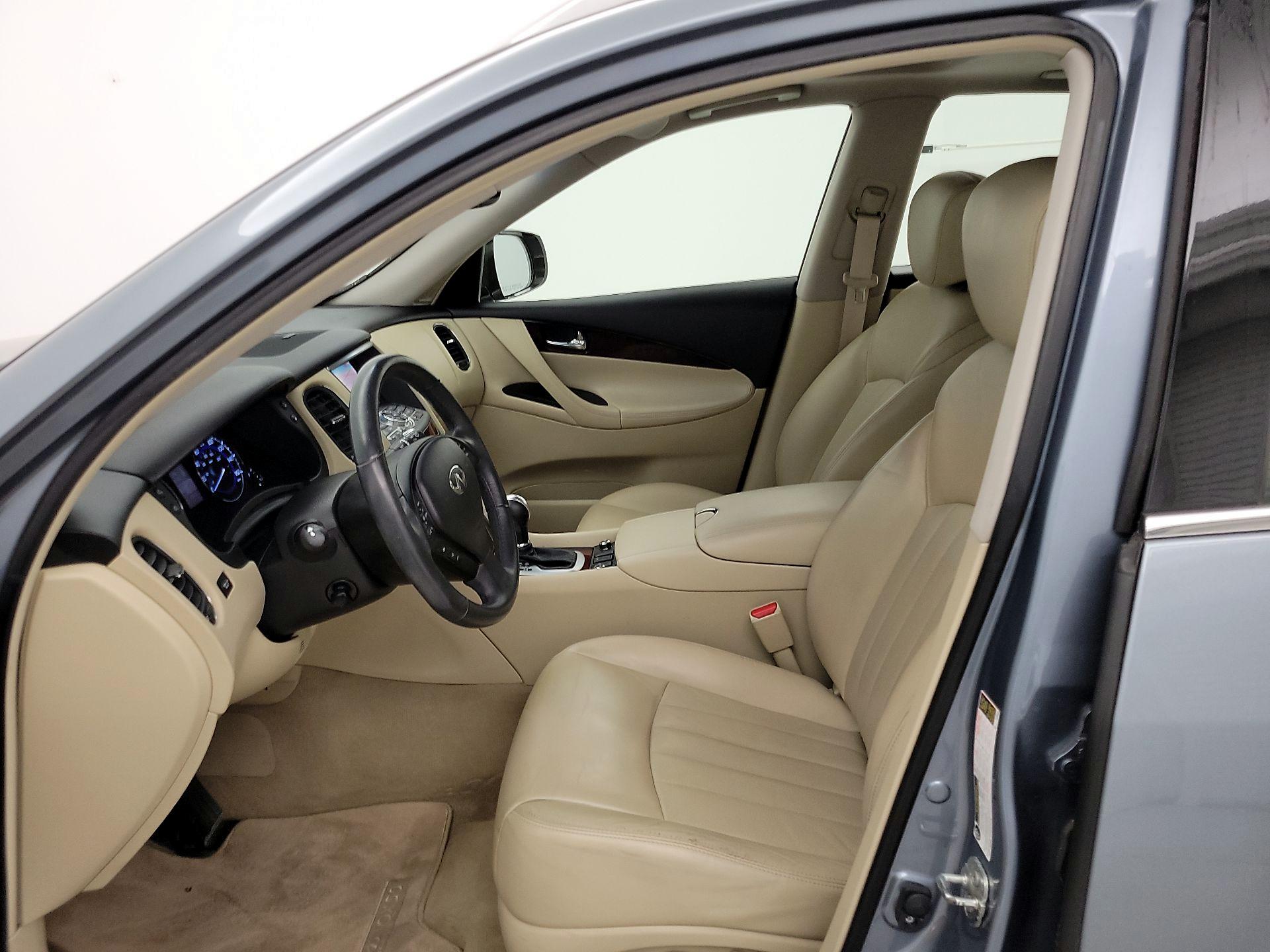 Thumbnail: 2016 INFINITI QX50 - 11