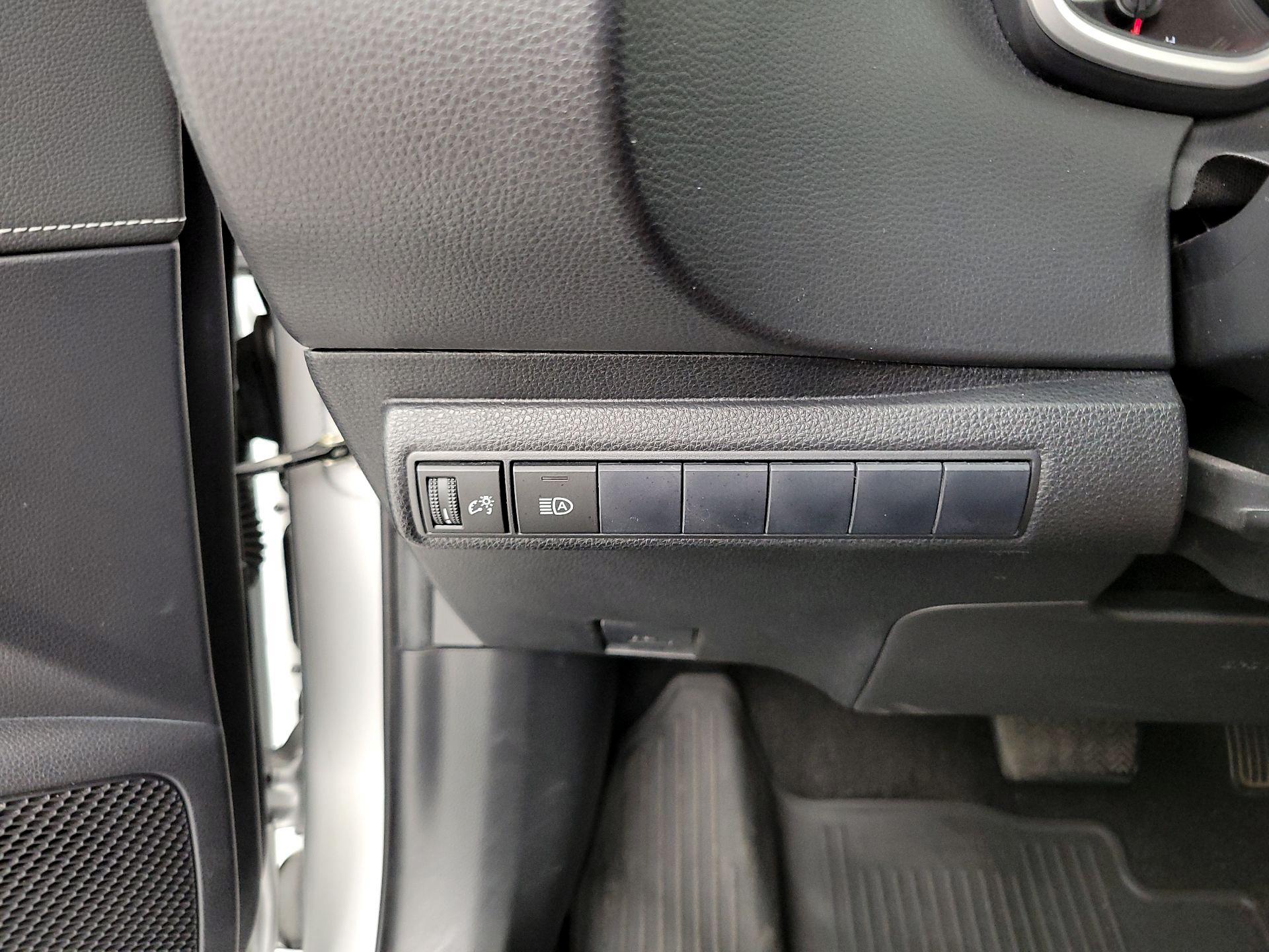 Thumbnail: 2019 Toyota Corolla - 13