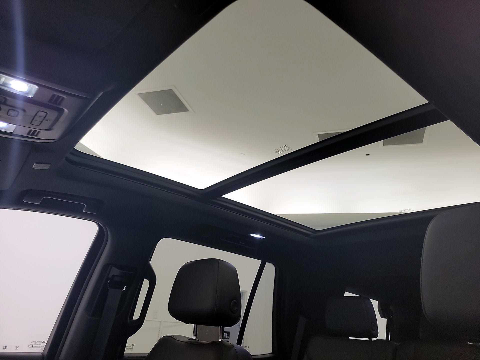 Thumbnail: 2021 Chevrolet Tahoe - 19