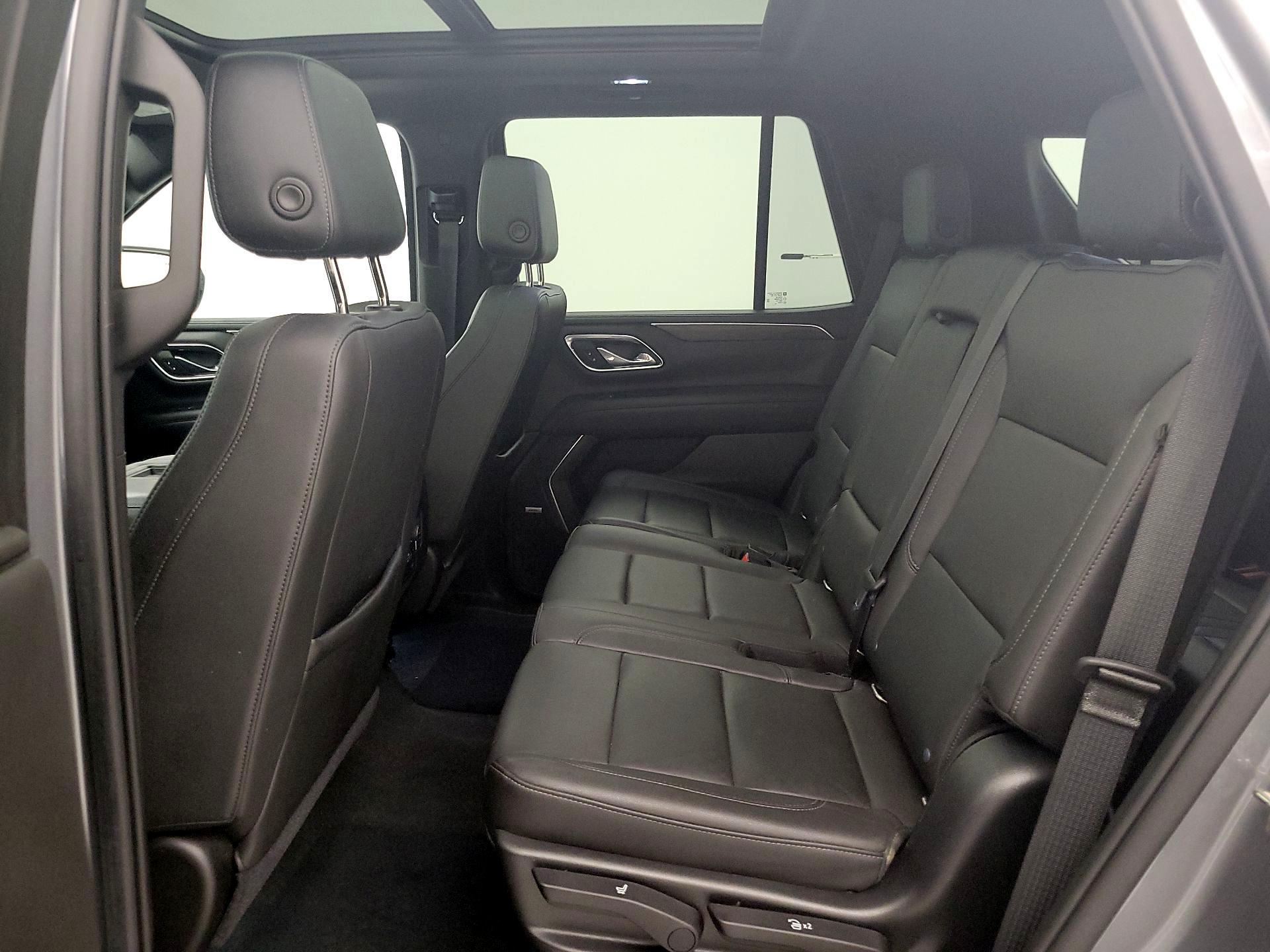 Thumbnail: 2021 Chevrolet Tahoe - 20
