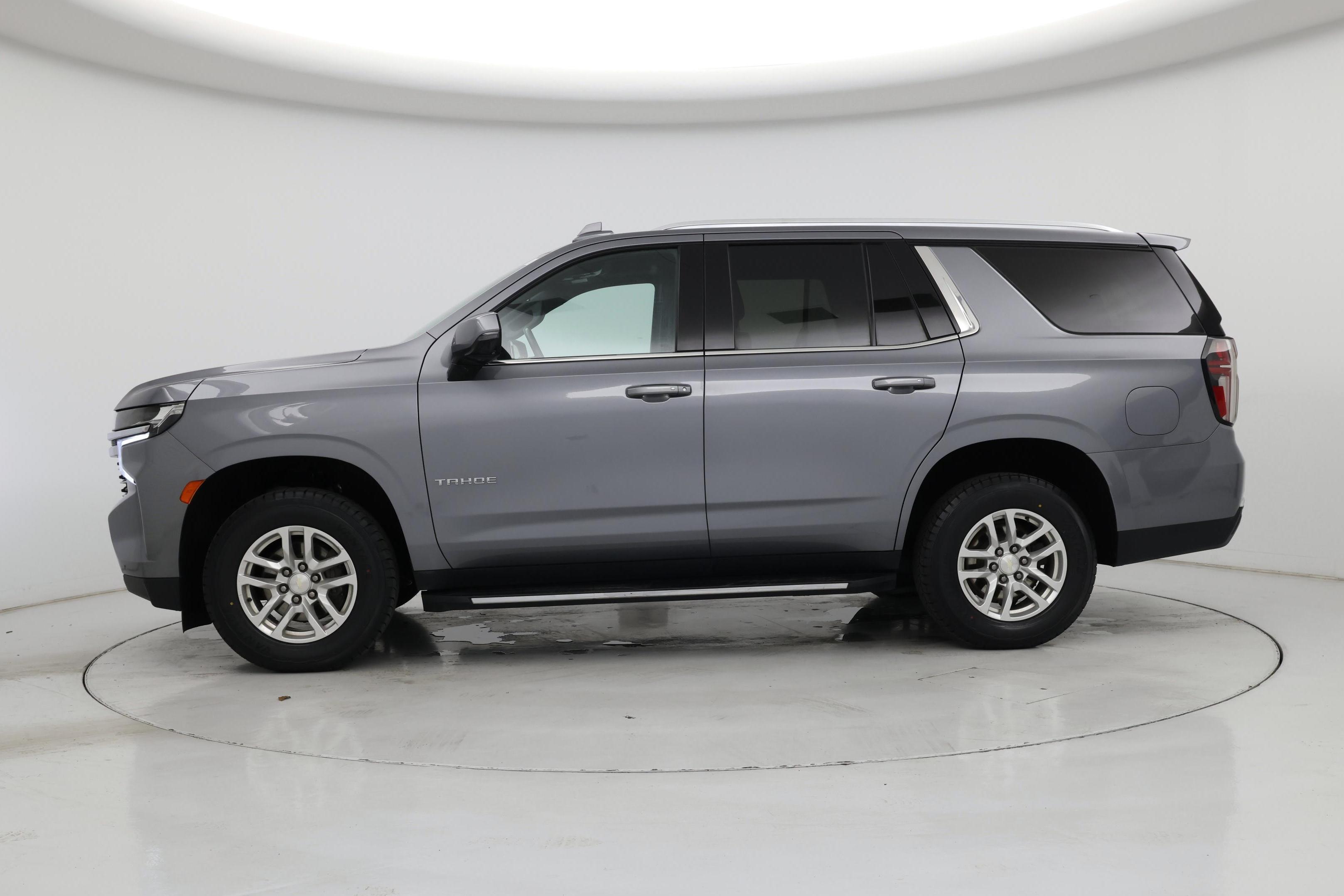 Thumbnail: 2021 Chevrolet Tahoe - 3