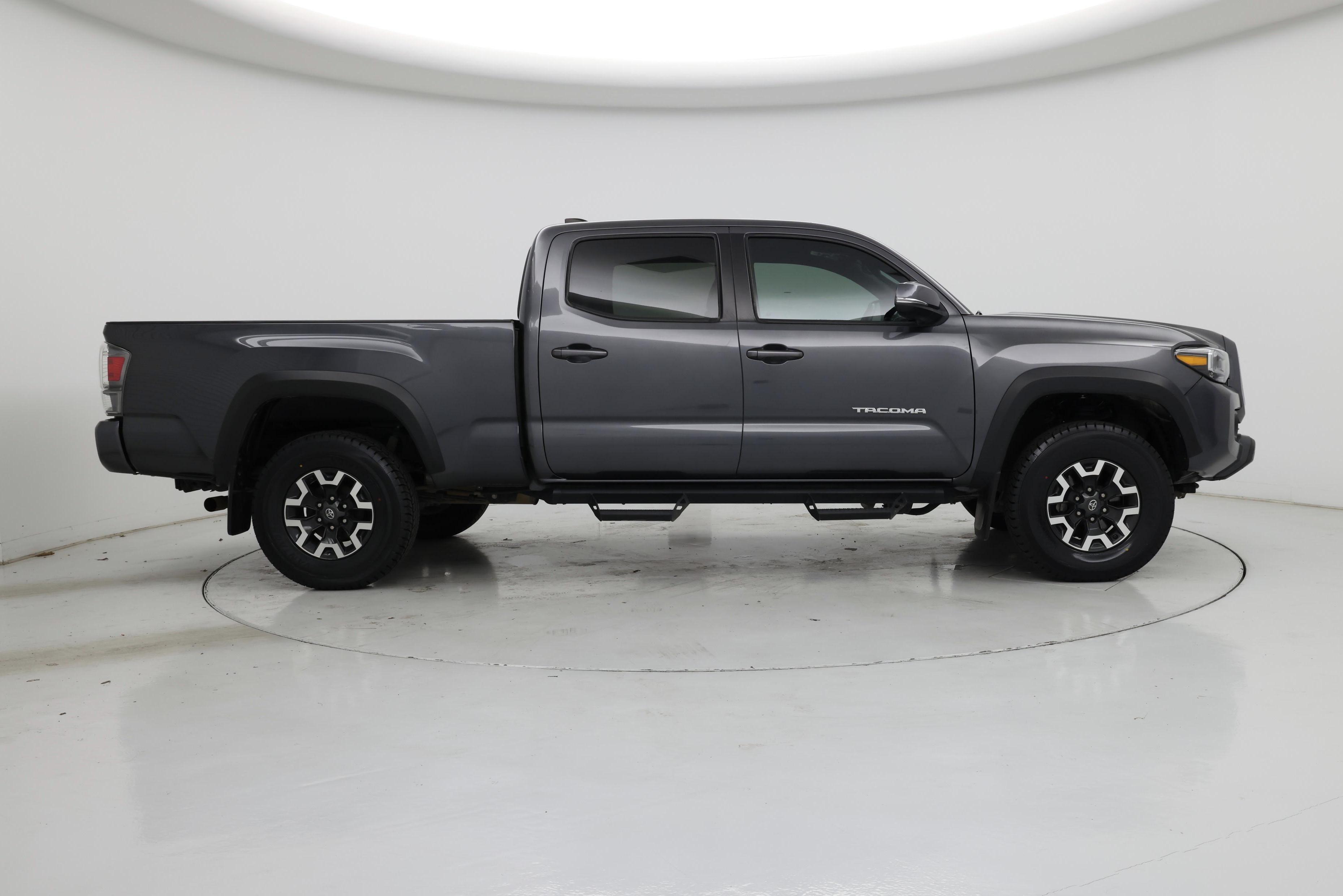 Thumbnail: 2021 Toyota Tacoma - 7
