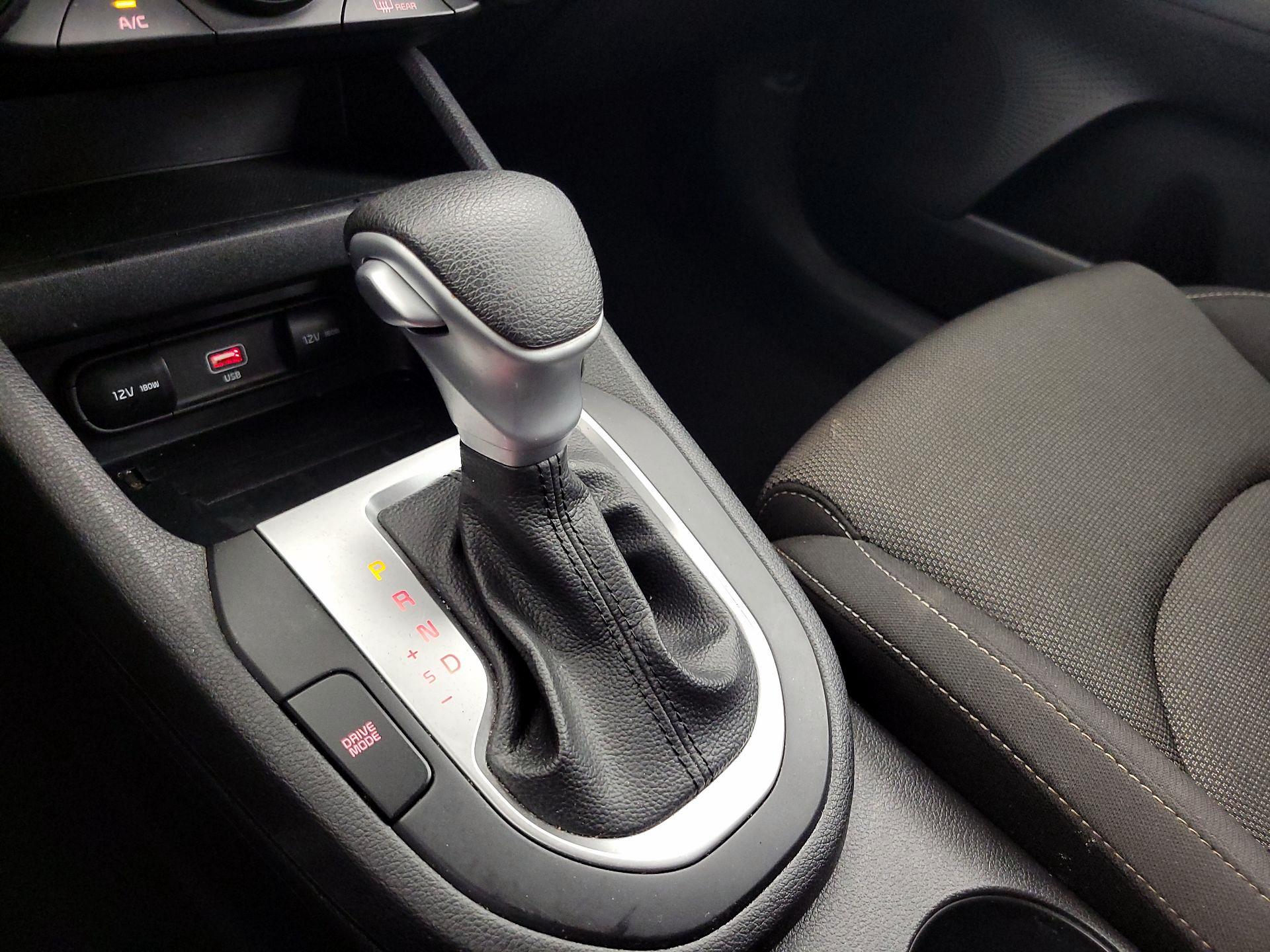 Thumbnail: 2023 Kia Forte - 17