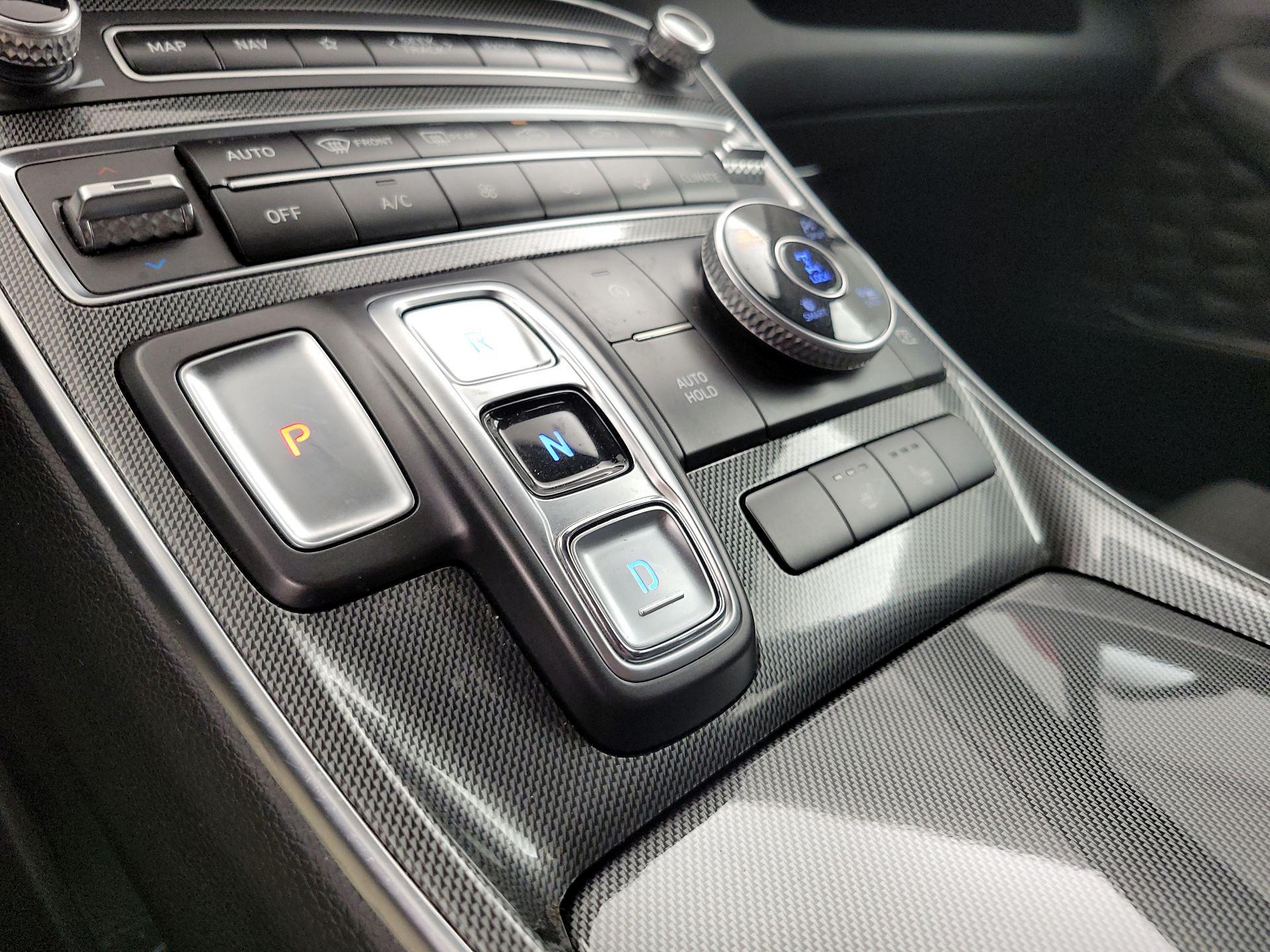 Thumbnail: 2023 Hyundai Santa Fe - 18