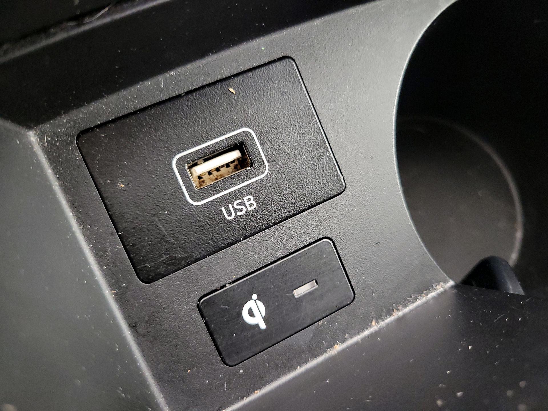 Thumbnail: 2023 Hyundai Santa Fe - 19