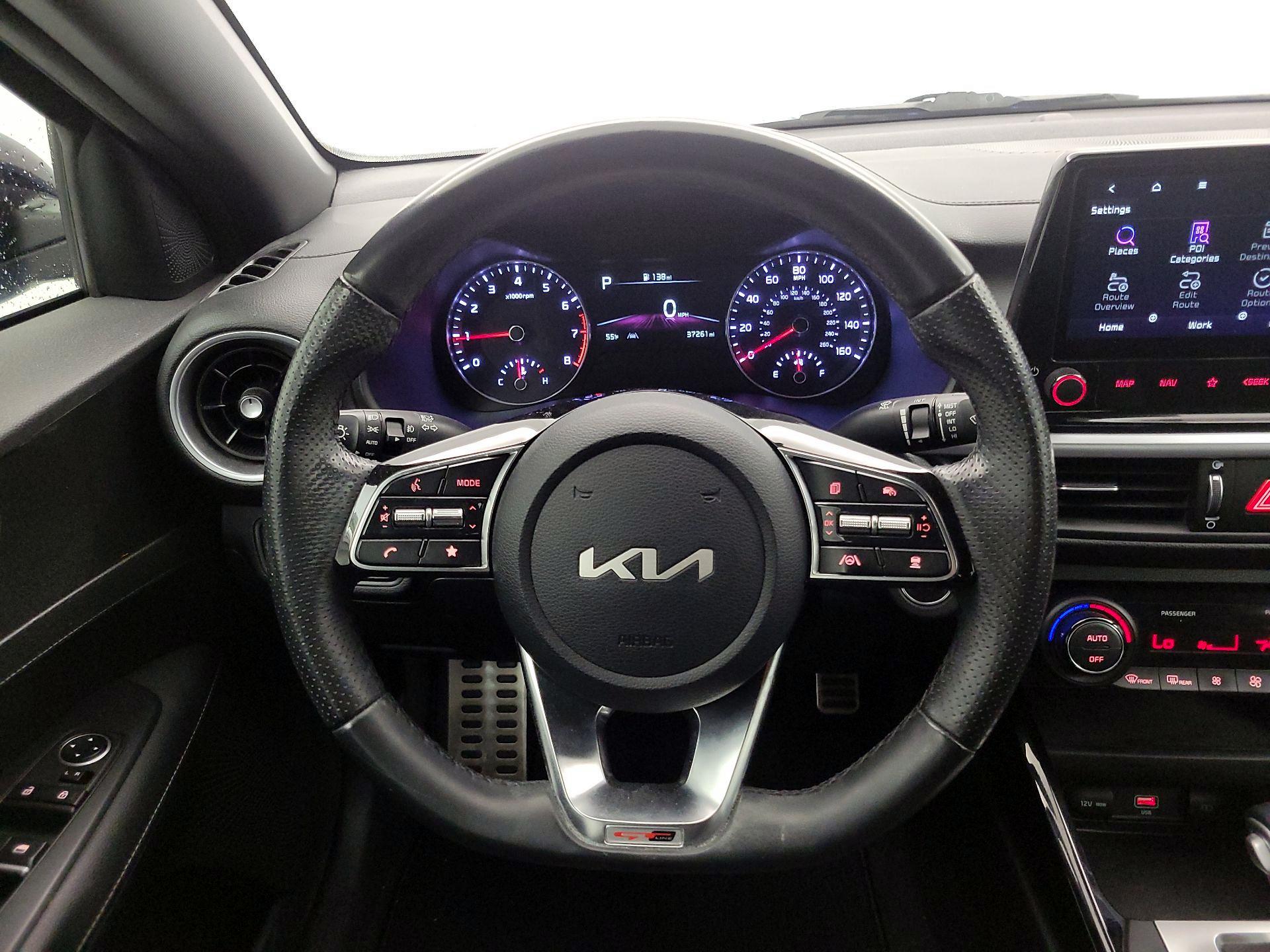 Thumbnail: 2022 Kia Forte - 10