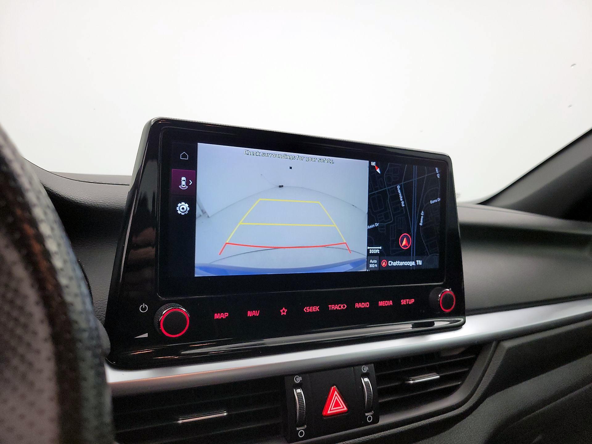 Thumbnail: 2022 Kia Forte - 15