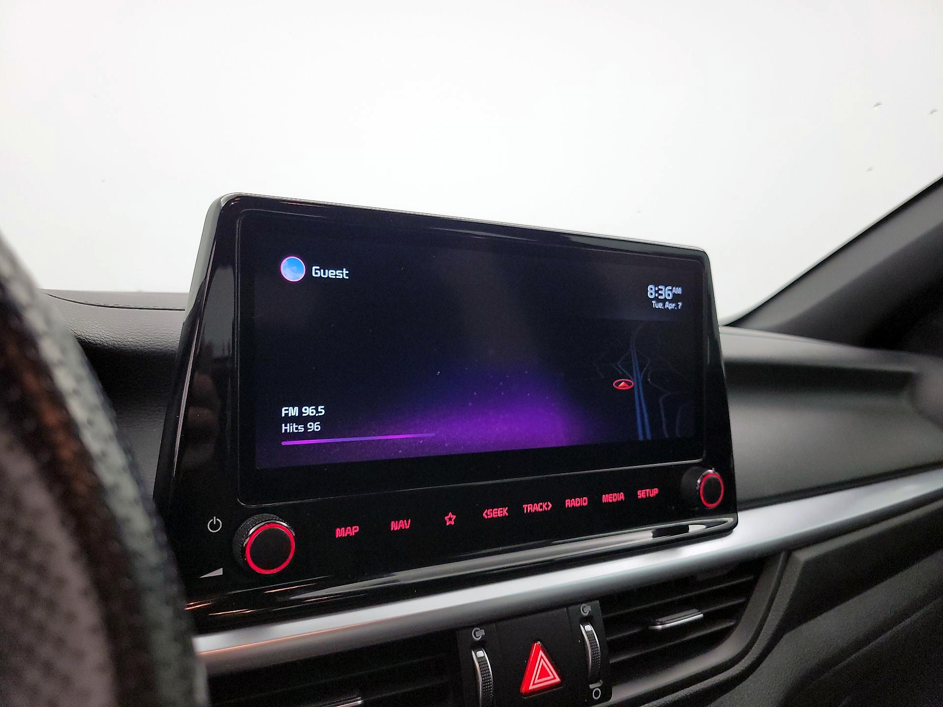 Thumbnail: 2022 Kia Forte - 16