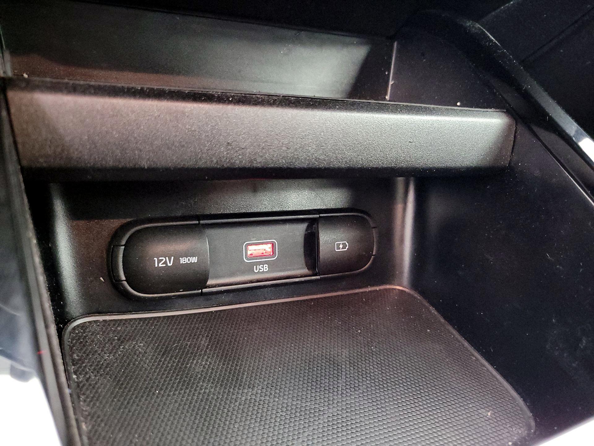 Thumbnail: 2022 Kia Forte - 19