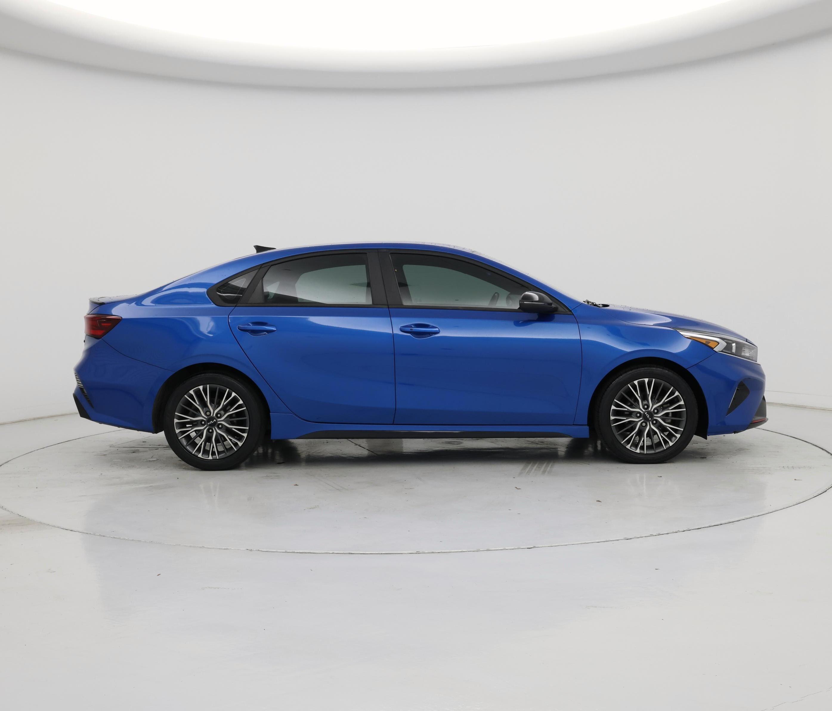 Thumbnail: 2022 Kia Forte - 7