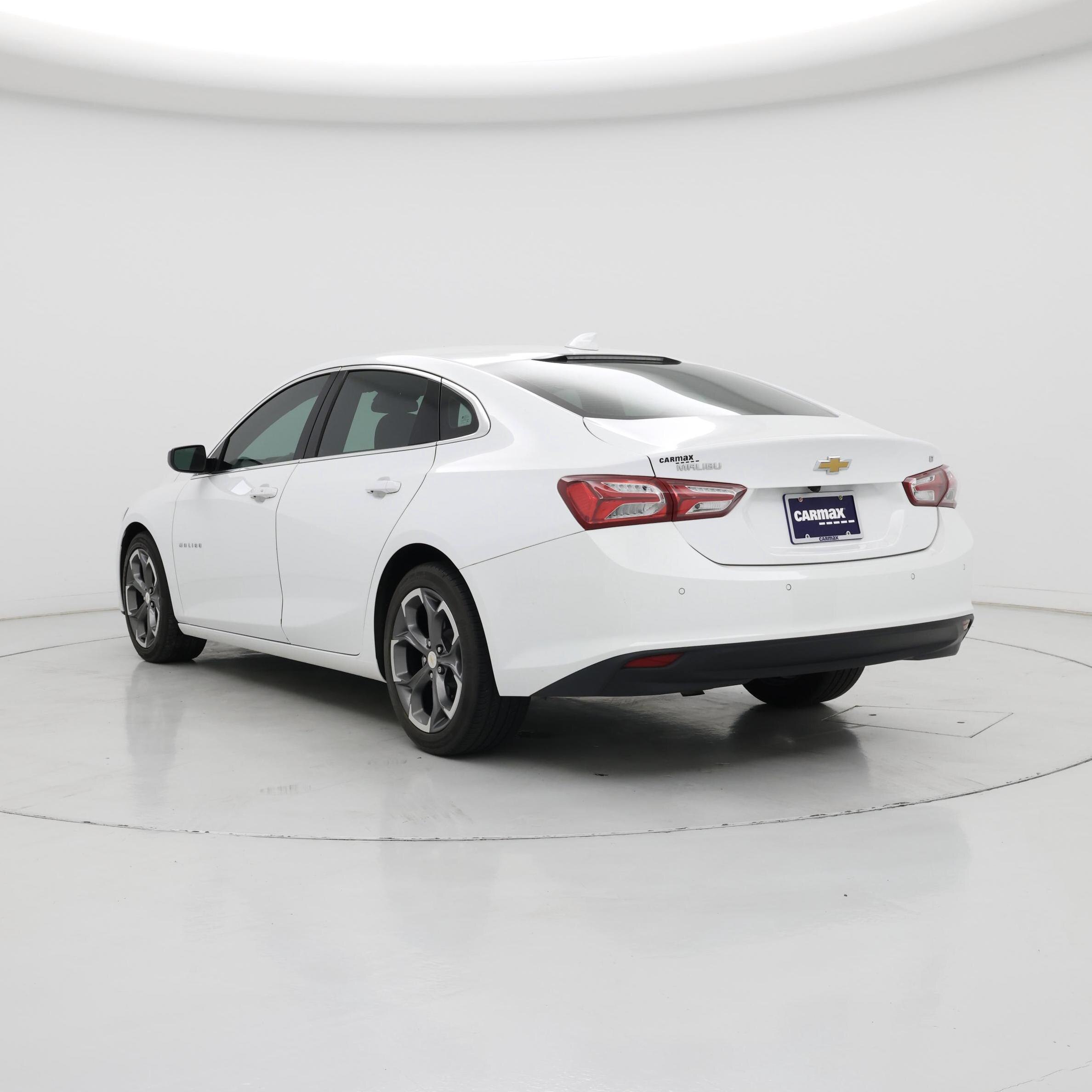 Thumbnail: 2022 Chevrolet Malibu - 2