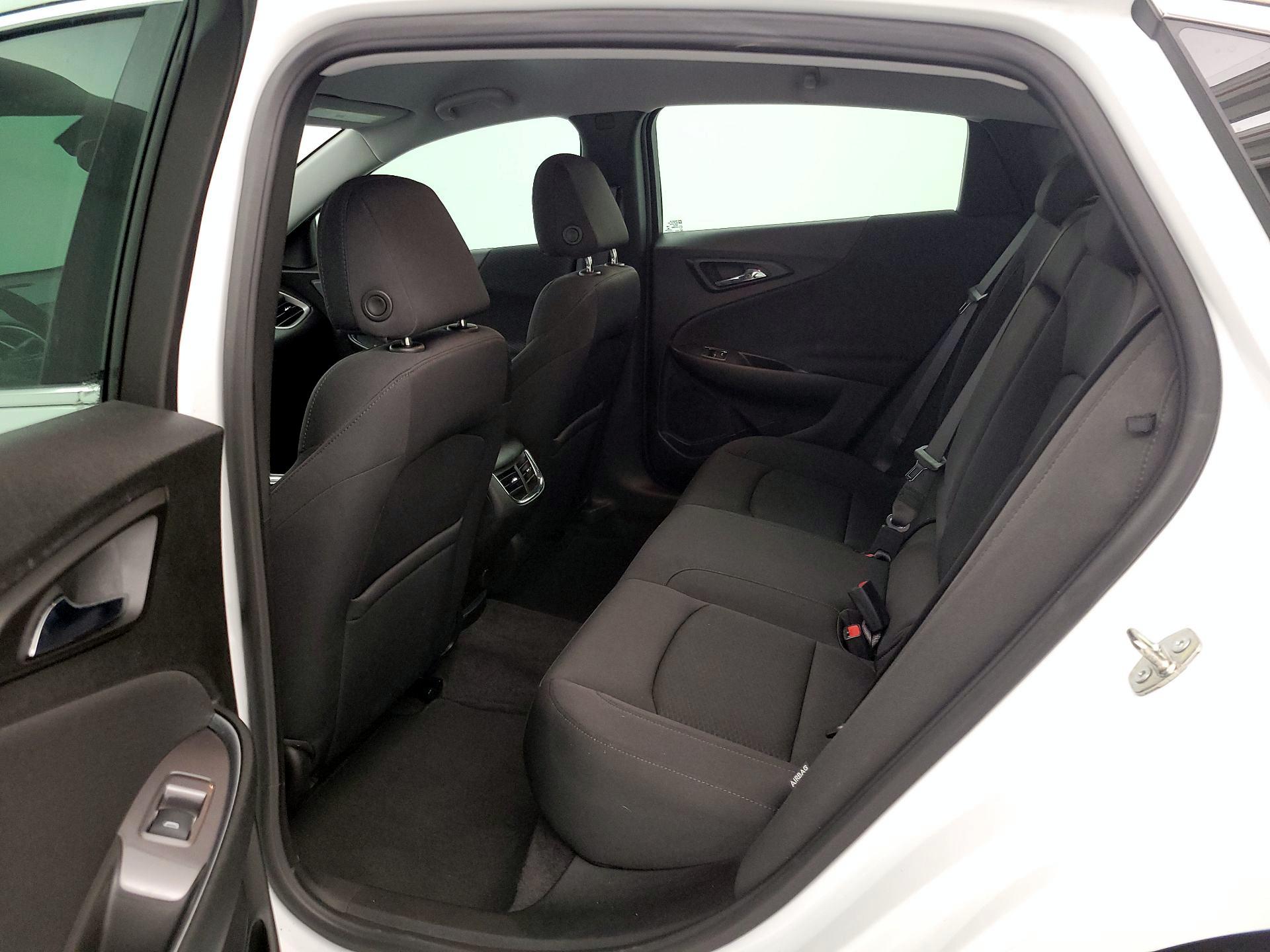 Thumbnail: 2022 Chevrolet Malibu - 19