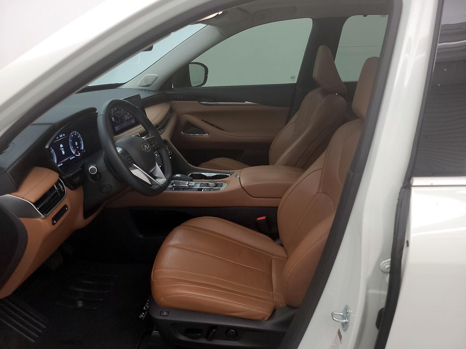 Thumbnail: 2023 INFINITI QX60 - 11