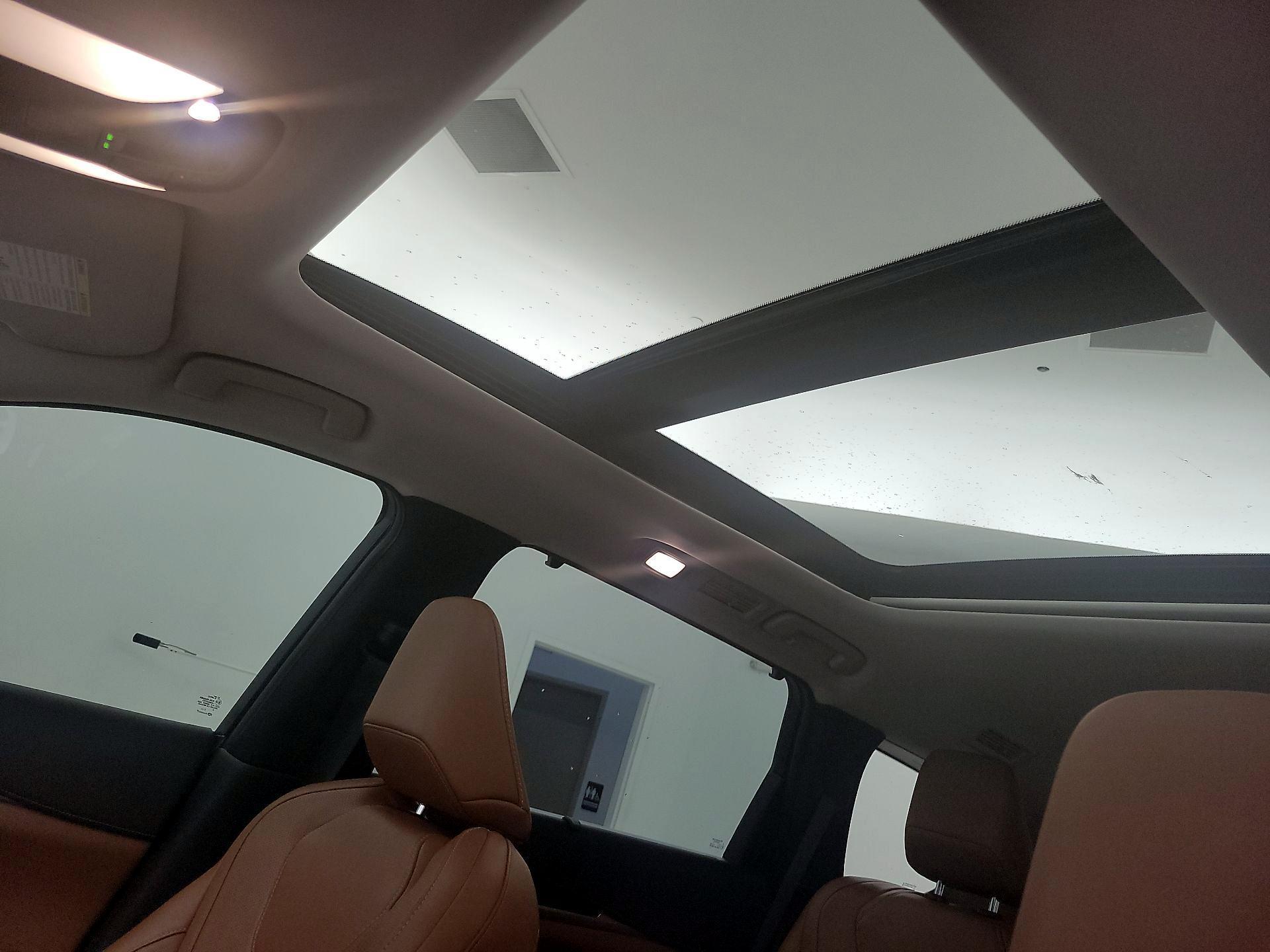 Thumbnail: 2023 INFINITI QX60 - 20