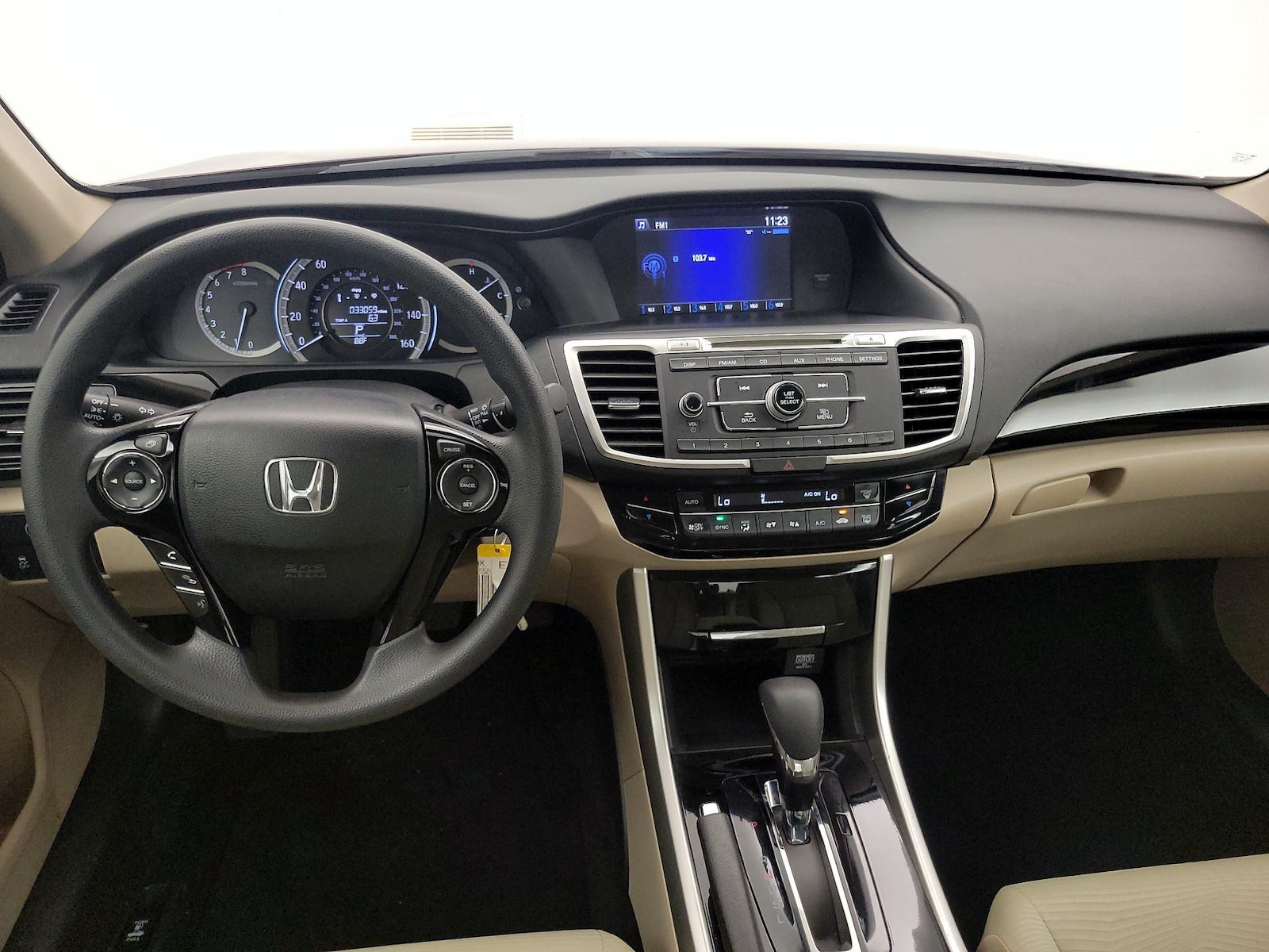 2016 Honda Accord LX - Photo 10