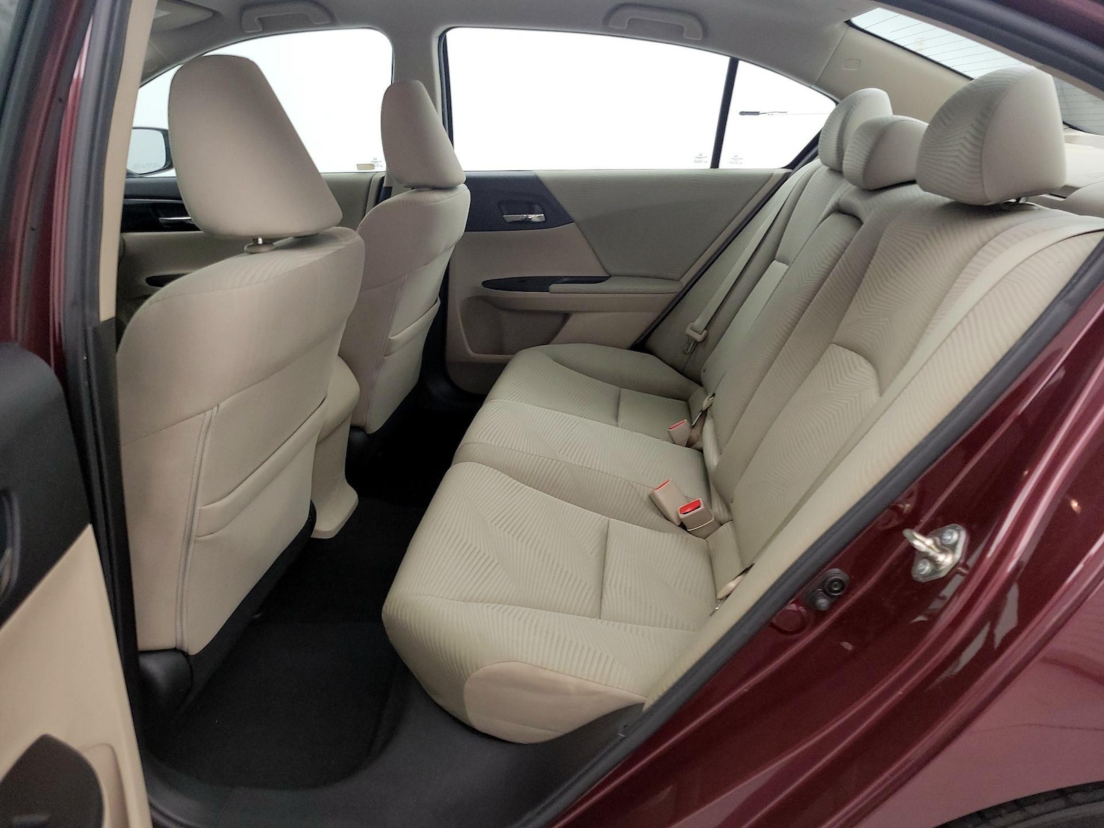 2016 Honda Accord LX - Photo 20