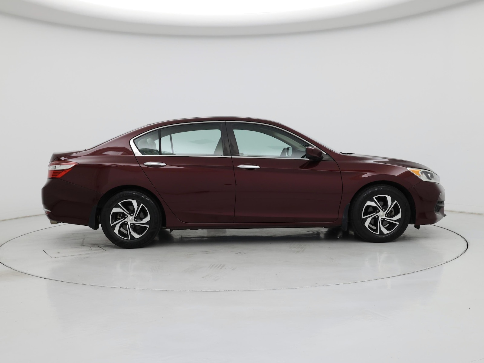 2016 Honda Accord LX - Photo 8