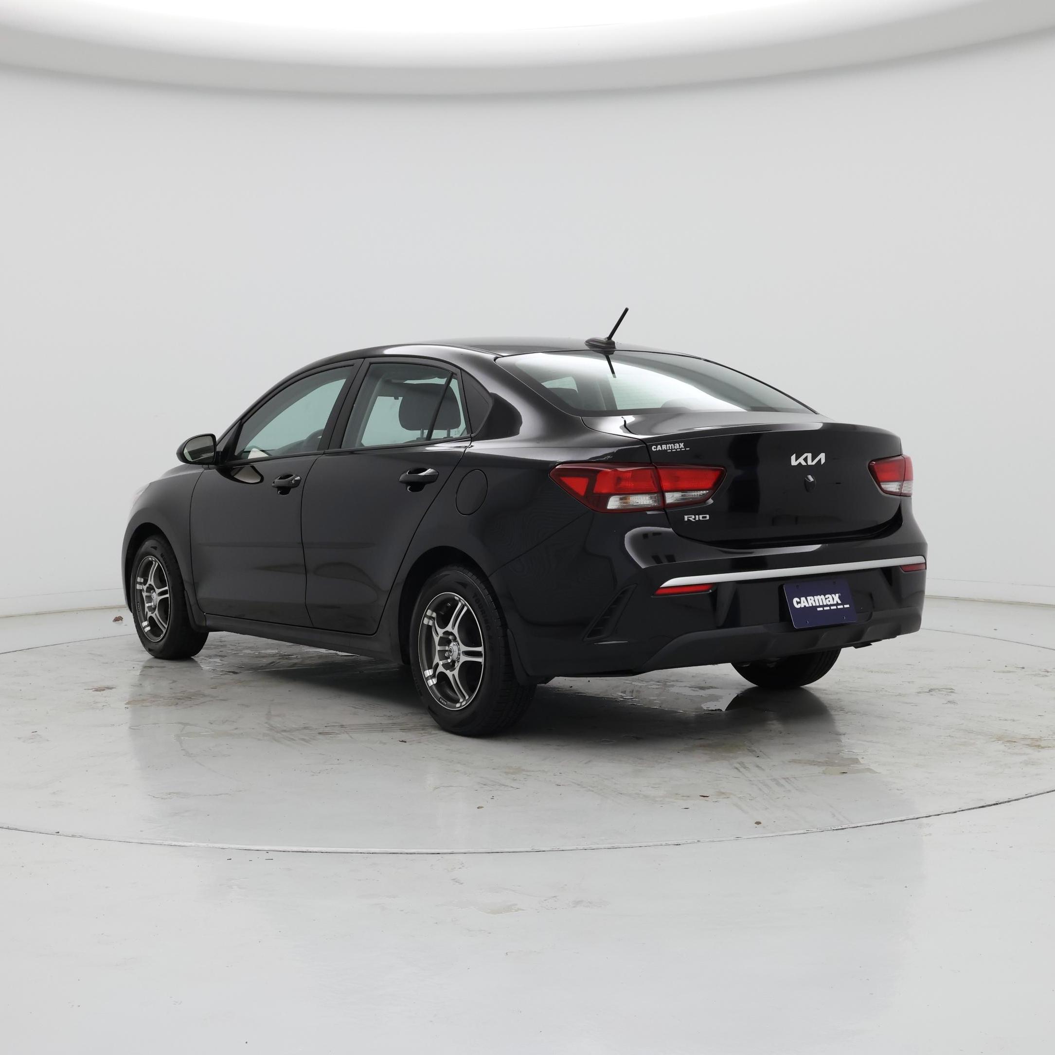 Thumbnail: 2022 Kia Rio - 2