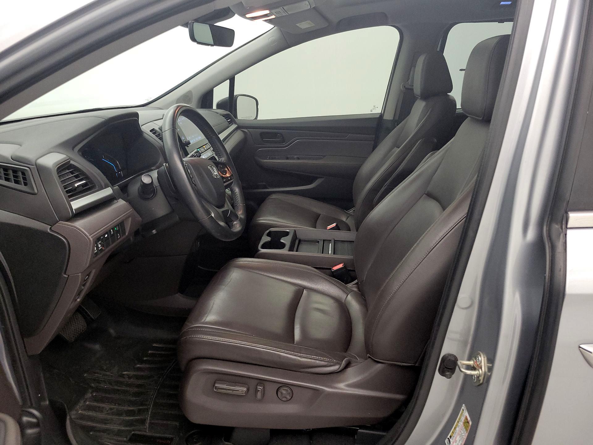 Thumbnail: 2019 Honda Odyssey - 11