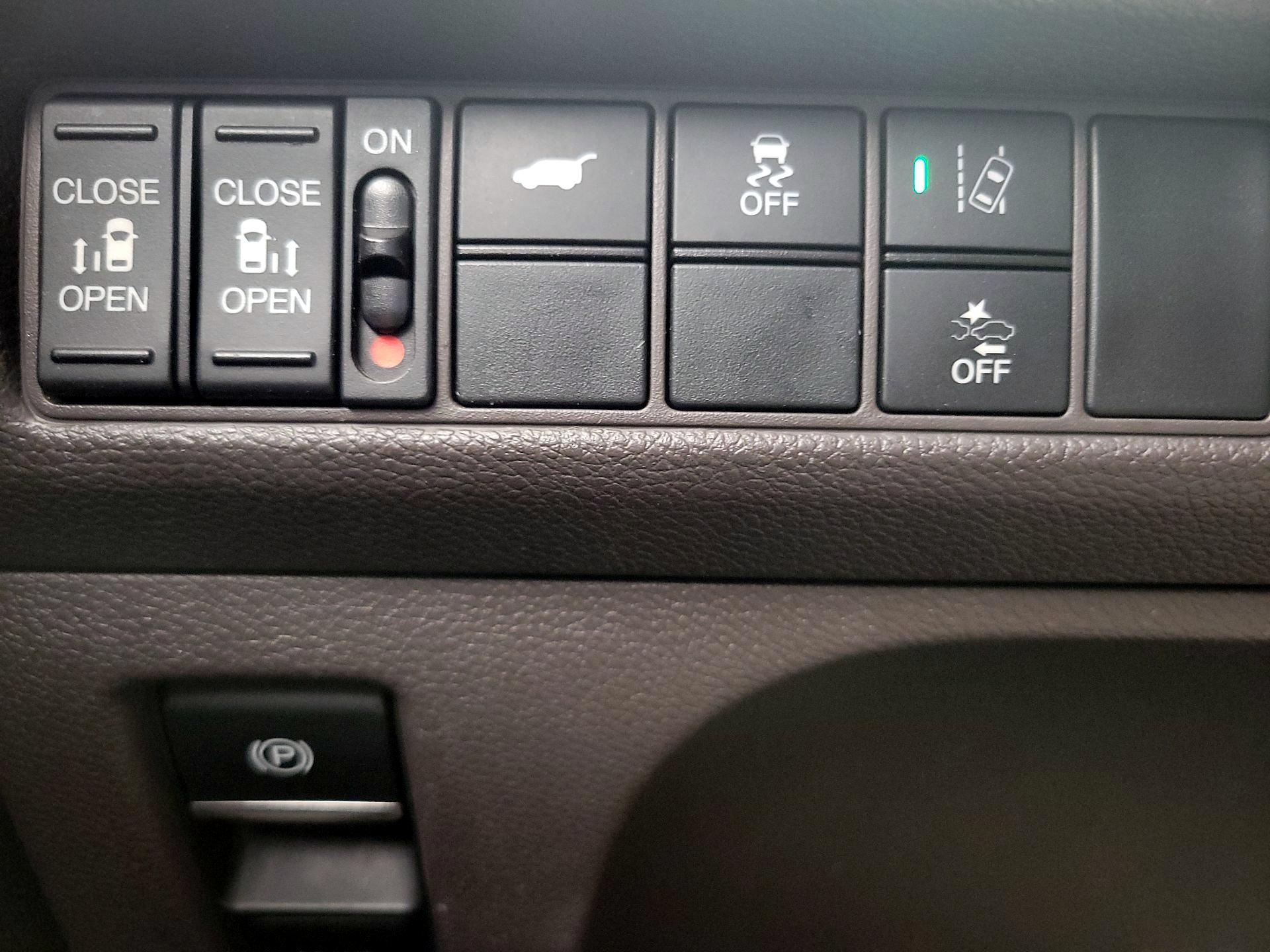 Thumbnail: 2019 Honda Odyssey - 13