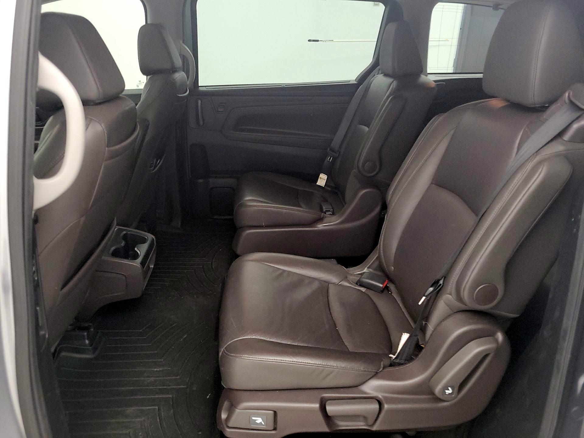 Thumbnail: 2019 Honda Odyssey - 20