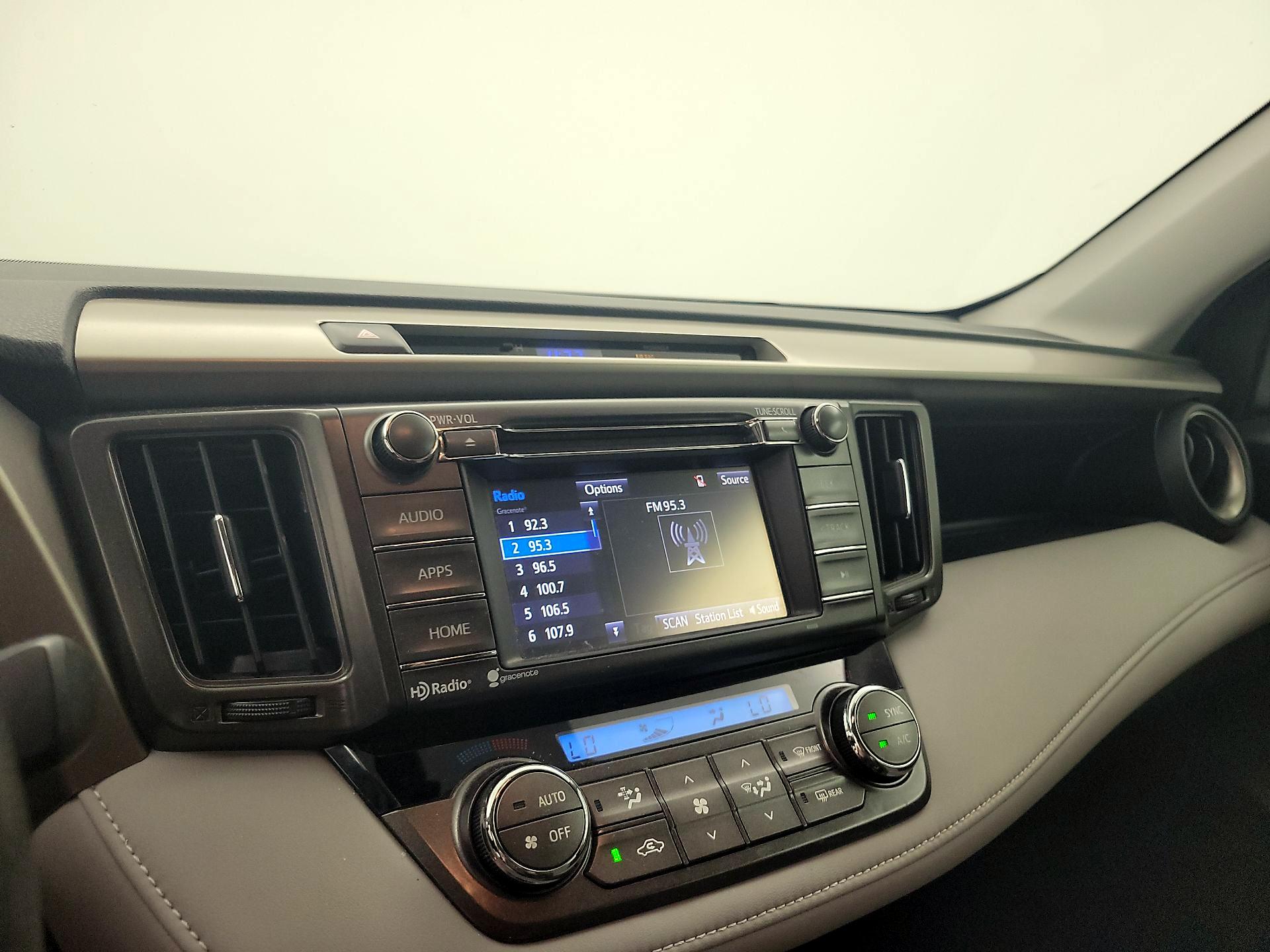 Thumbnail: 2015 Toyota RAV4 - 15