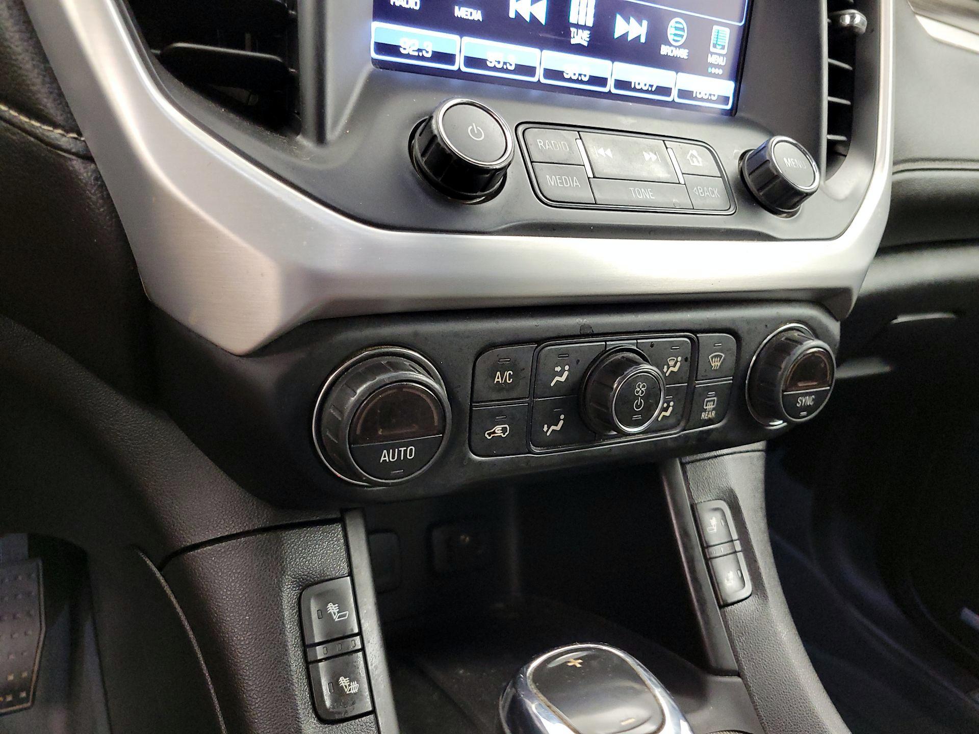 Thumbnail: 2019 GMC Acadia - 16