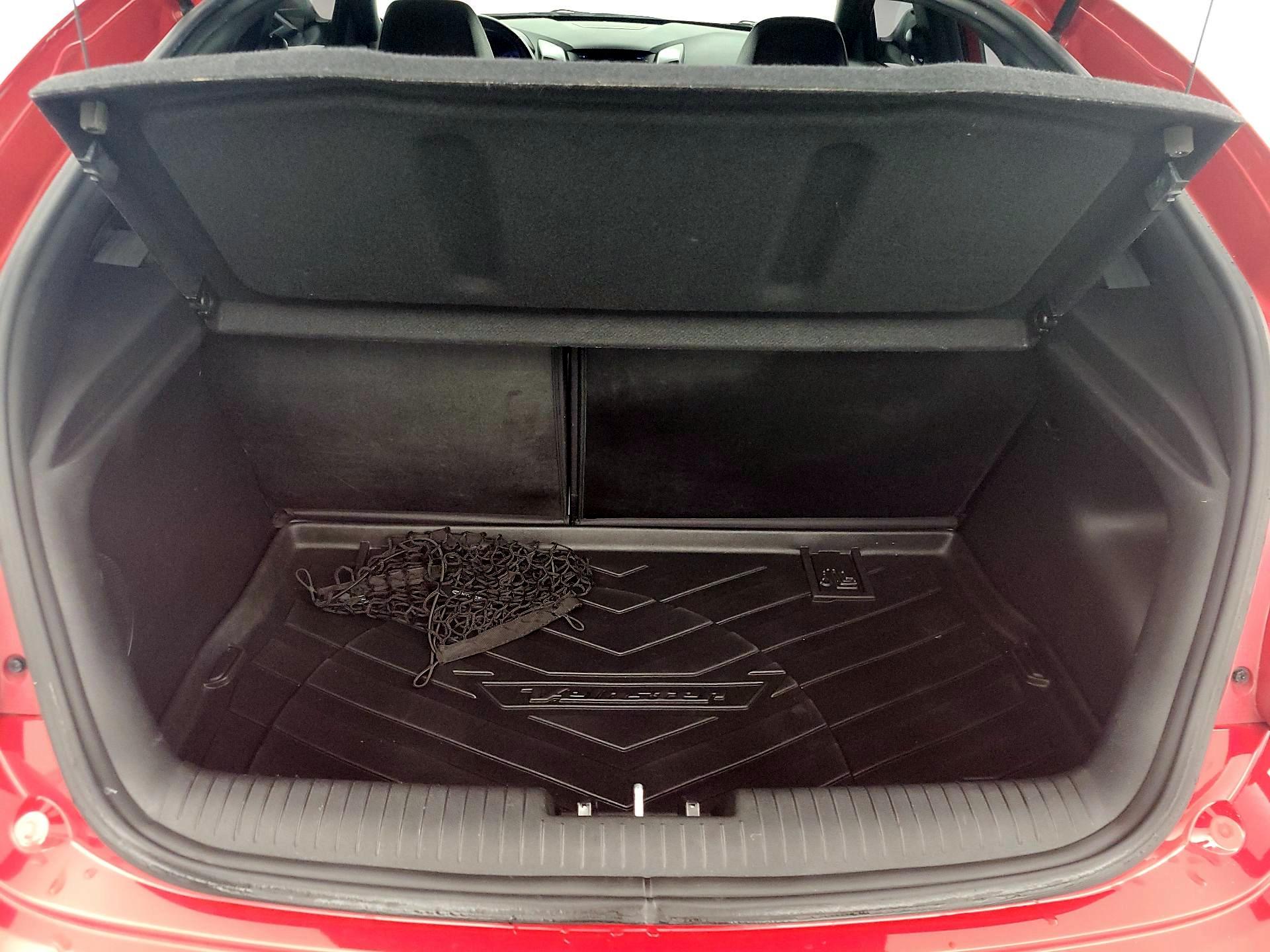 Thumbnail: 2016 Hyundai Veloster - 20