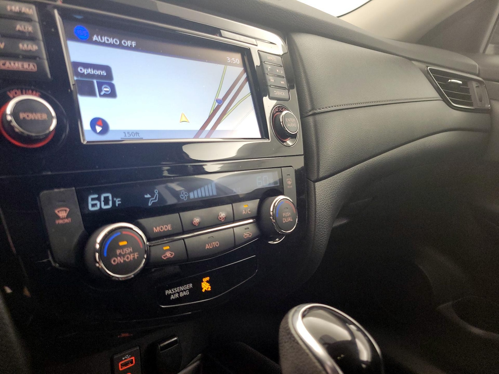 2017 Nissan Rogue SV - Photo 18