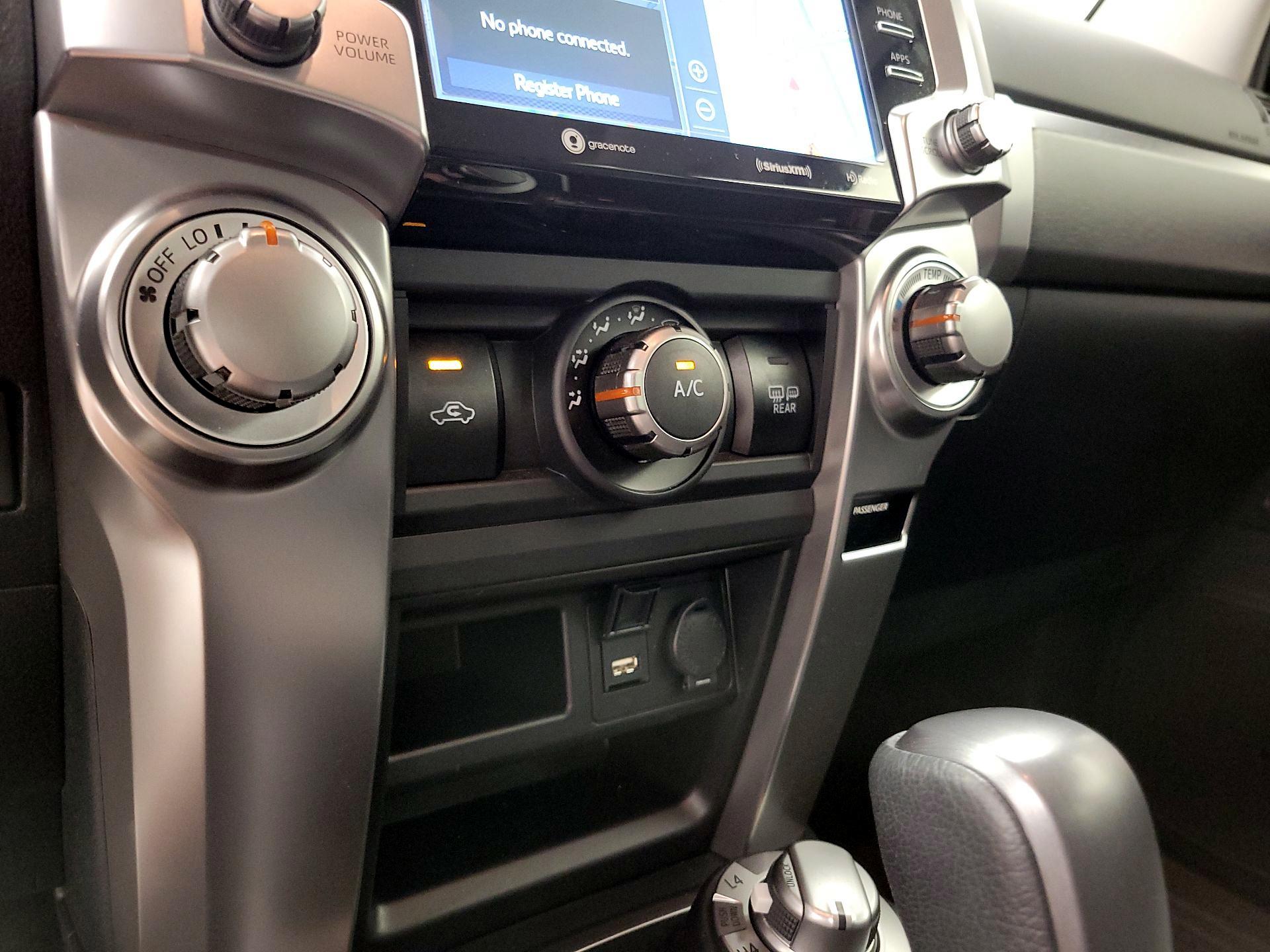 Thumbnail: 2023 Toyota 4Runner - 17